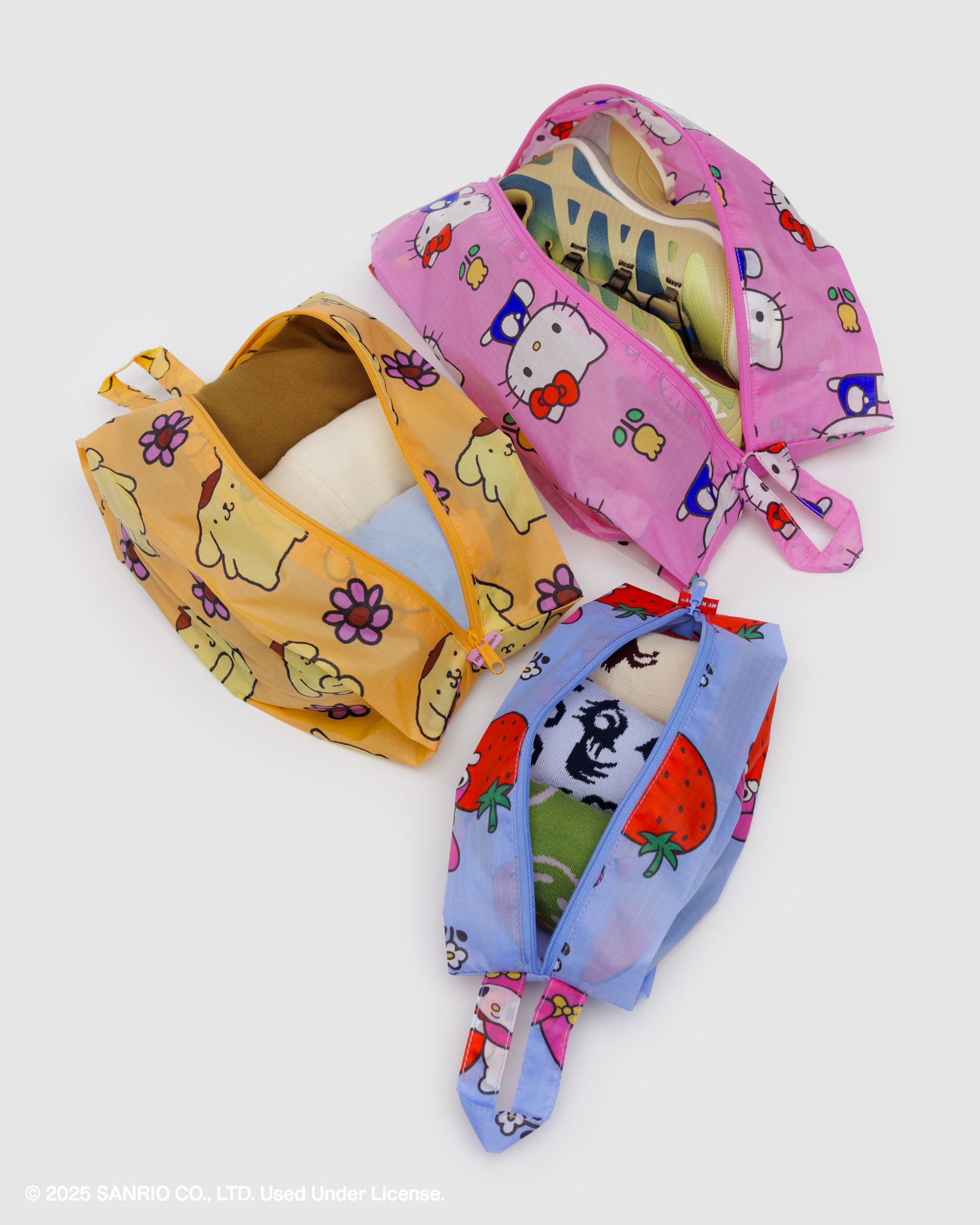 BAGGU 3D Zip Set - Hello Kitty And Friends Florals