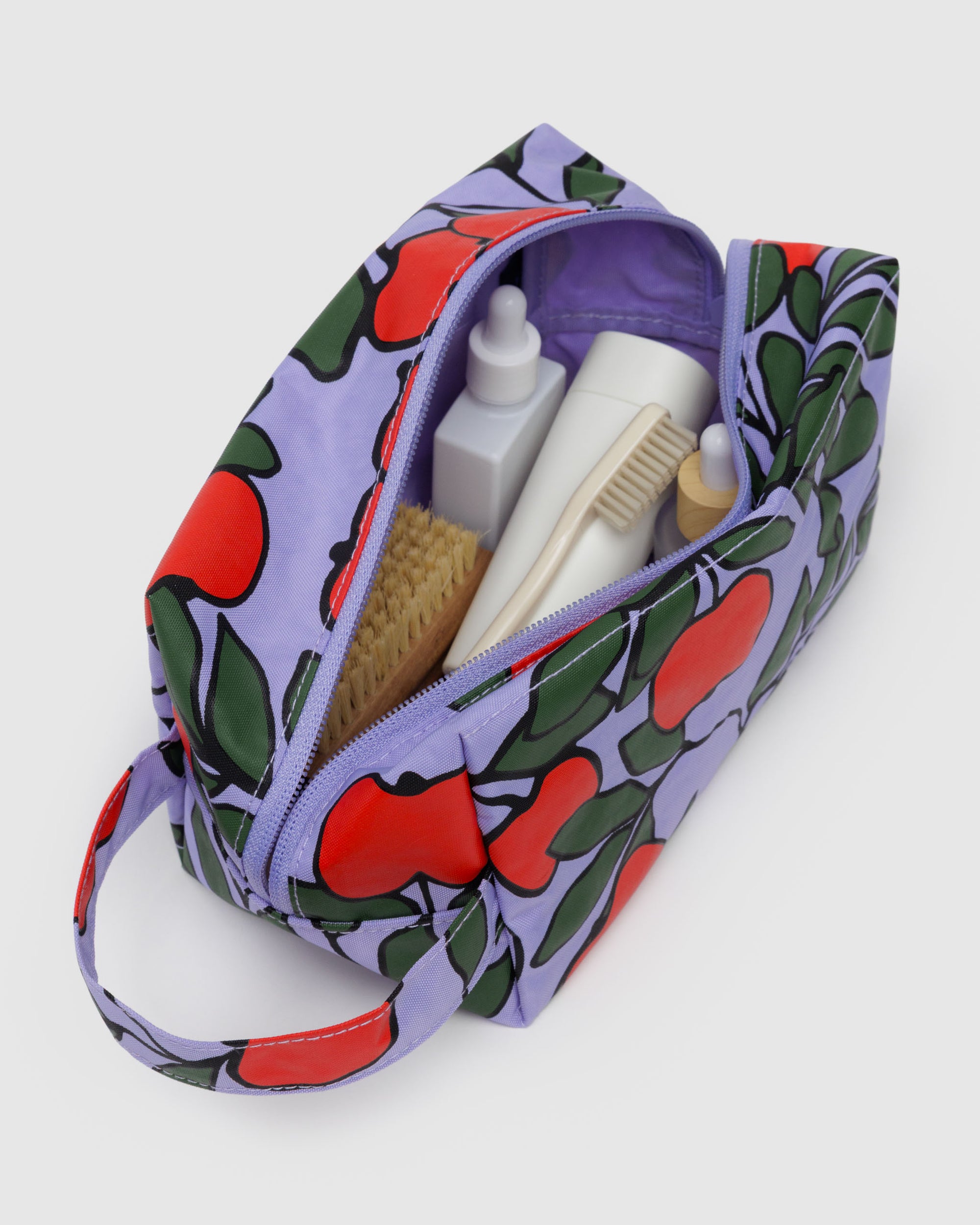 BAGGU Dopp Kit - Apple Tree
