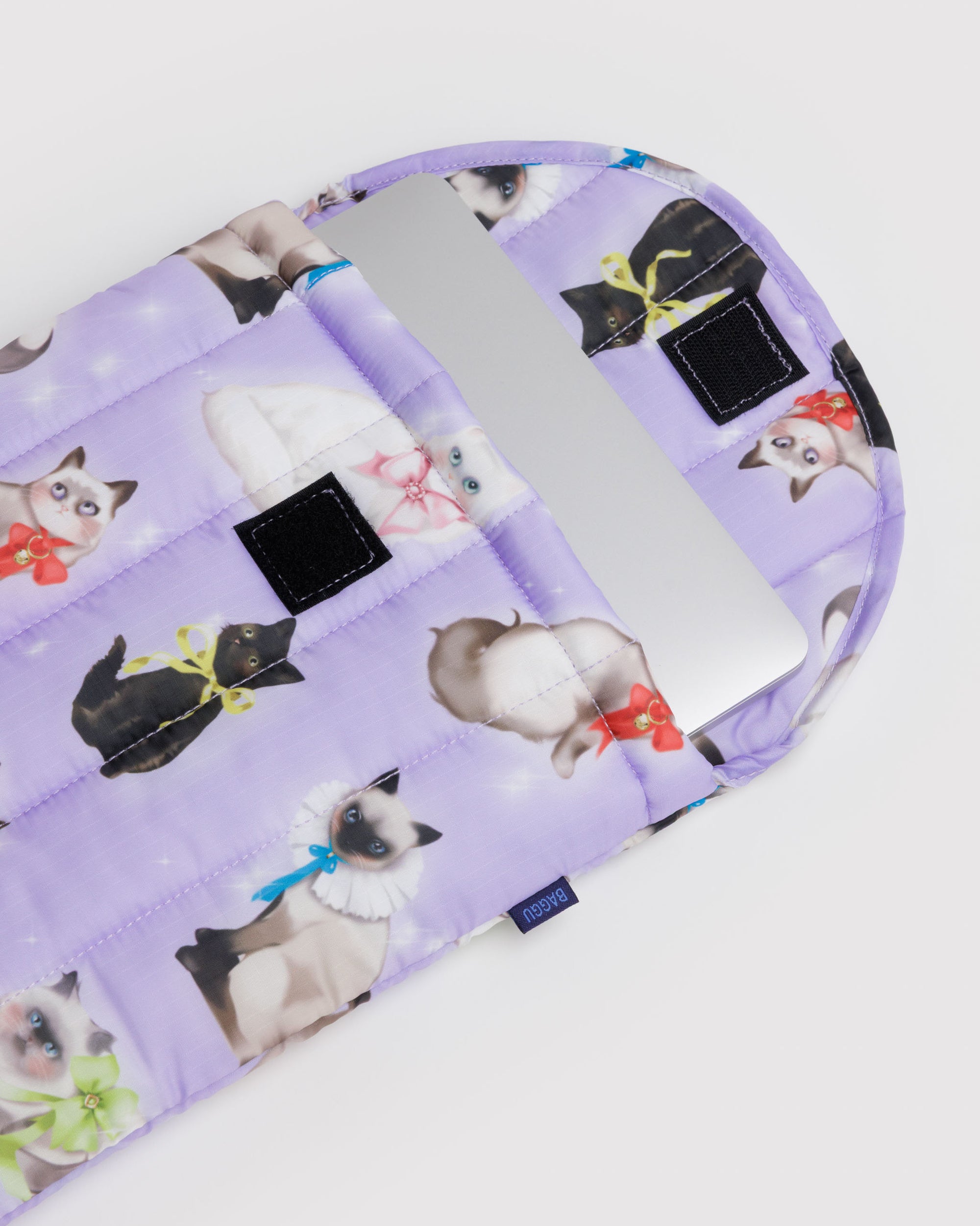 BAGGU Puffy Laptop Sleeve 13/14" - Fancy Cats