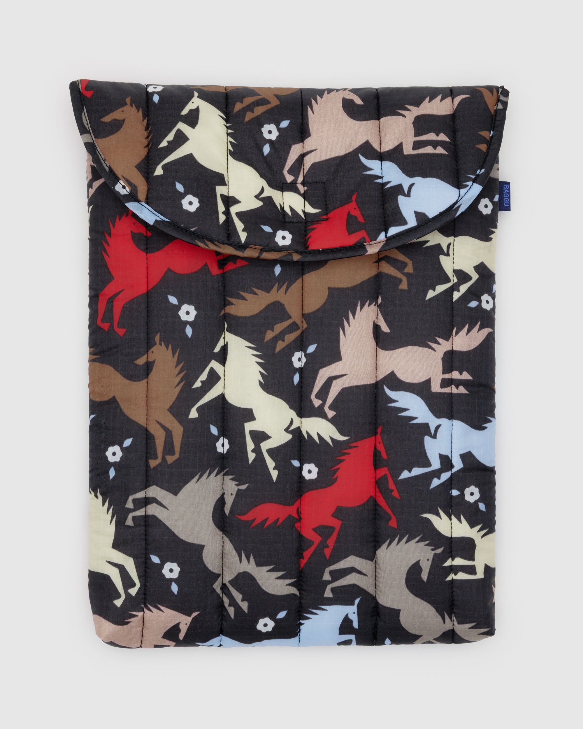 BAGGU Puffy Laptop Sleeve 16" - Horse Cut-Outs
