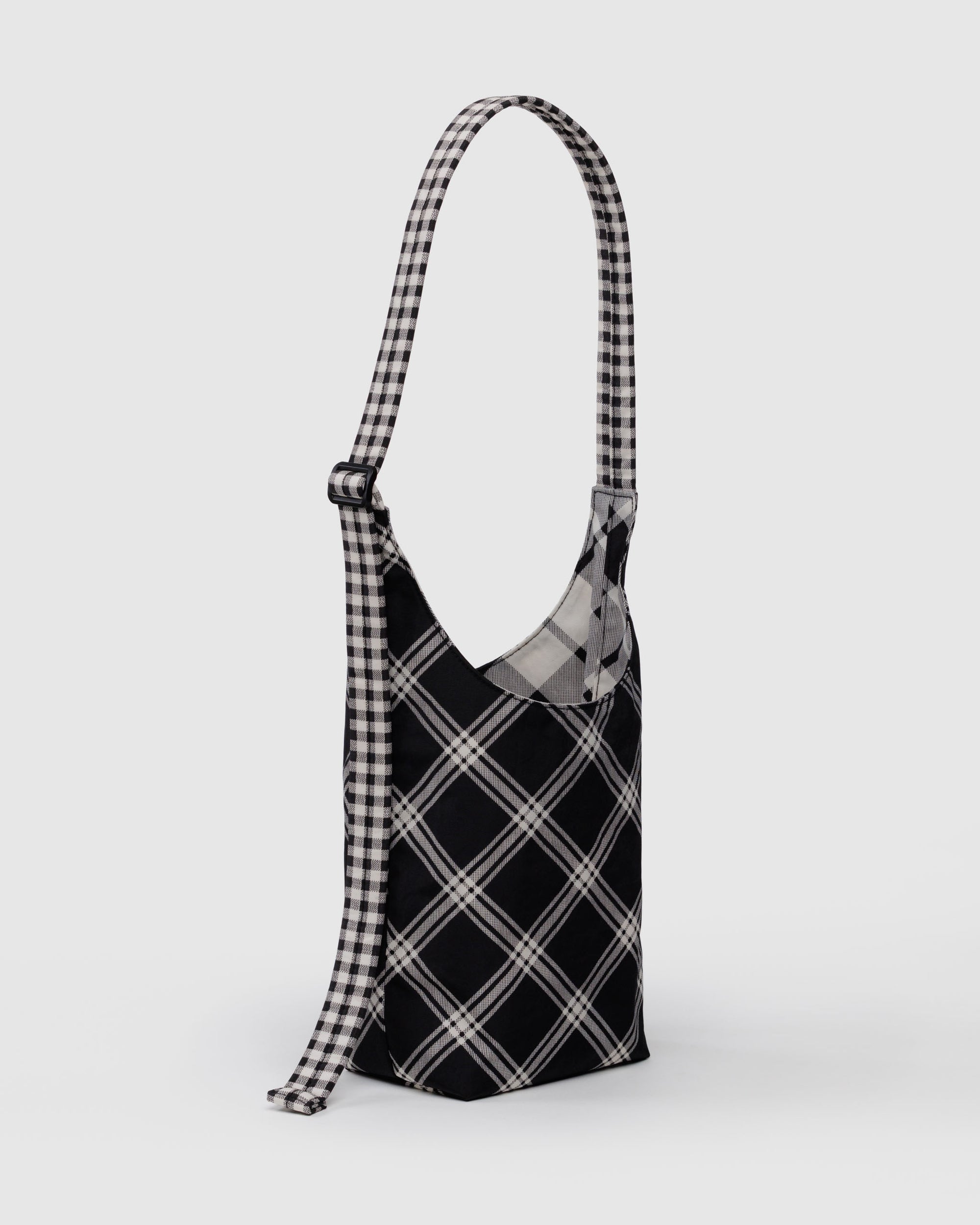 BAGGU Small Nylon Sling - Mixed Plaid