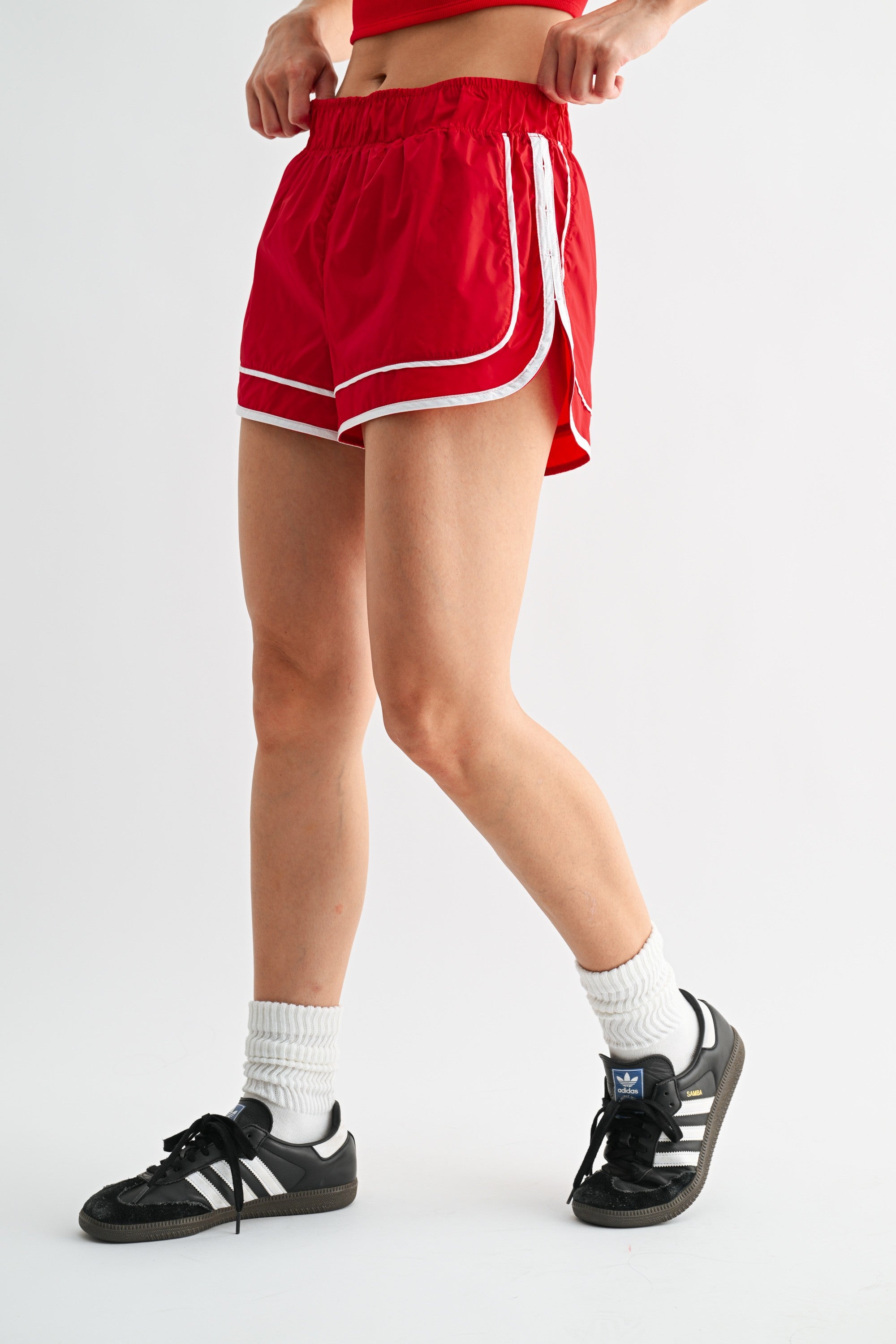 Sprint Curve Dolphin Shorts - Red