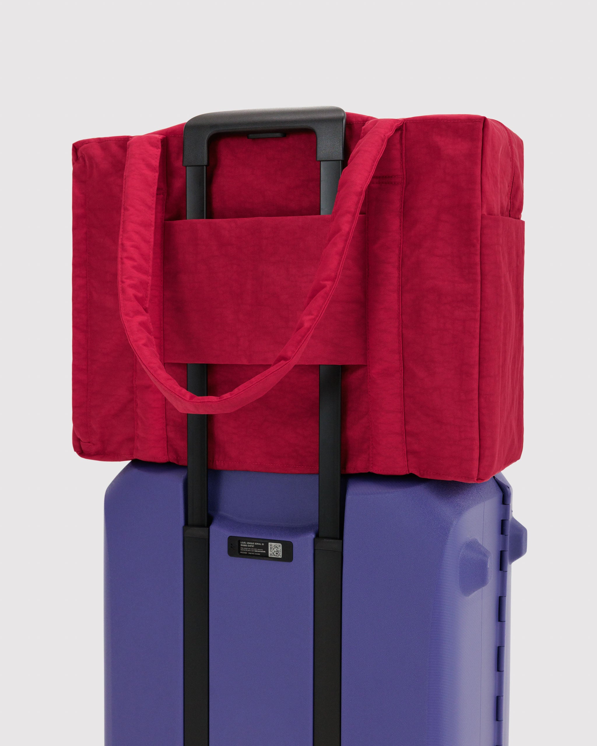 BAGGU Cloud Carry-On - Cherry