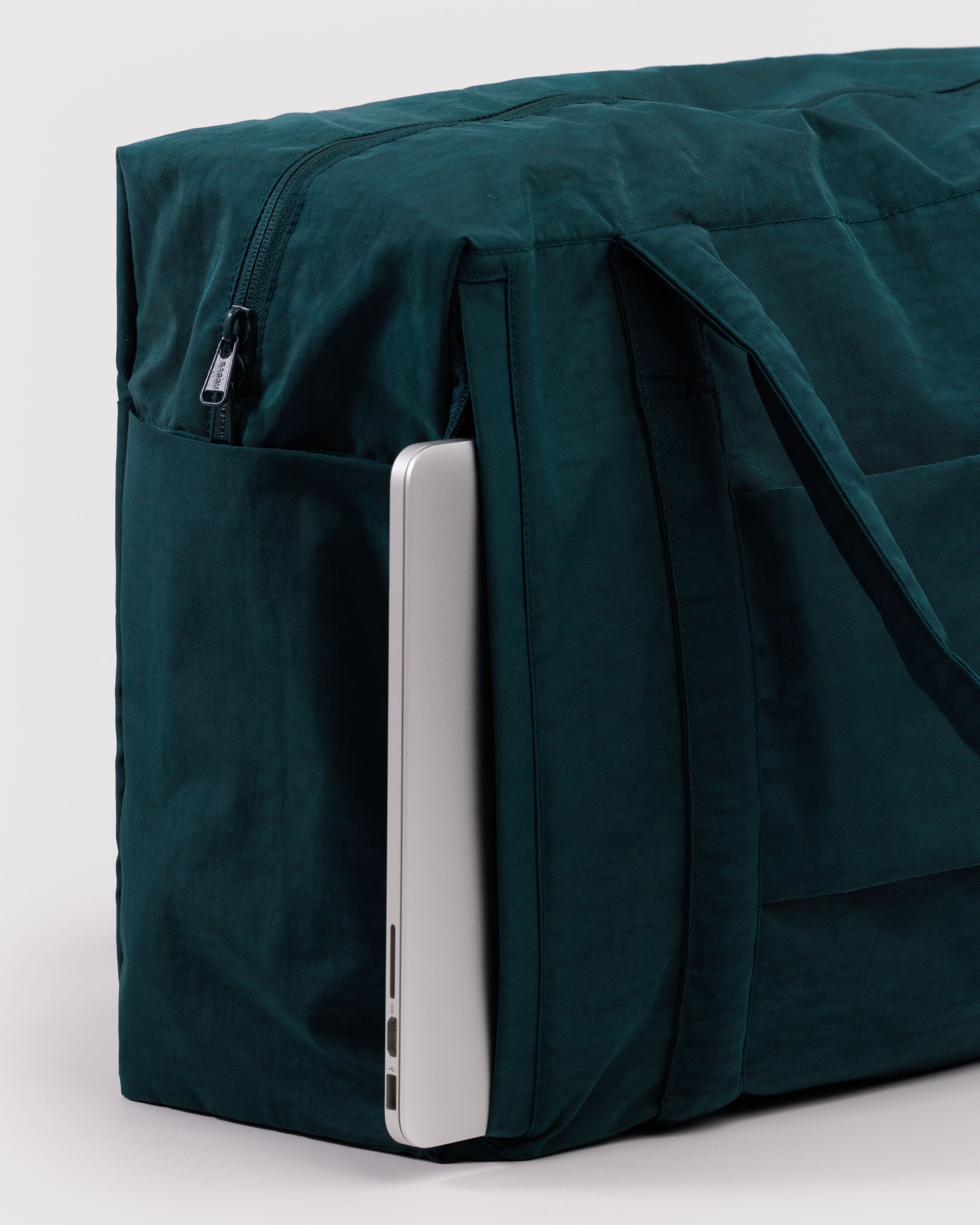 BAGGU Cloud Carry-On - Deep Sea