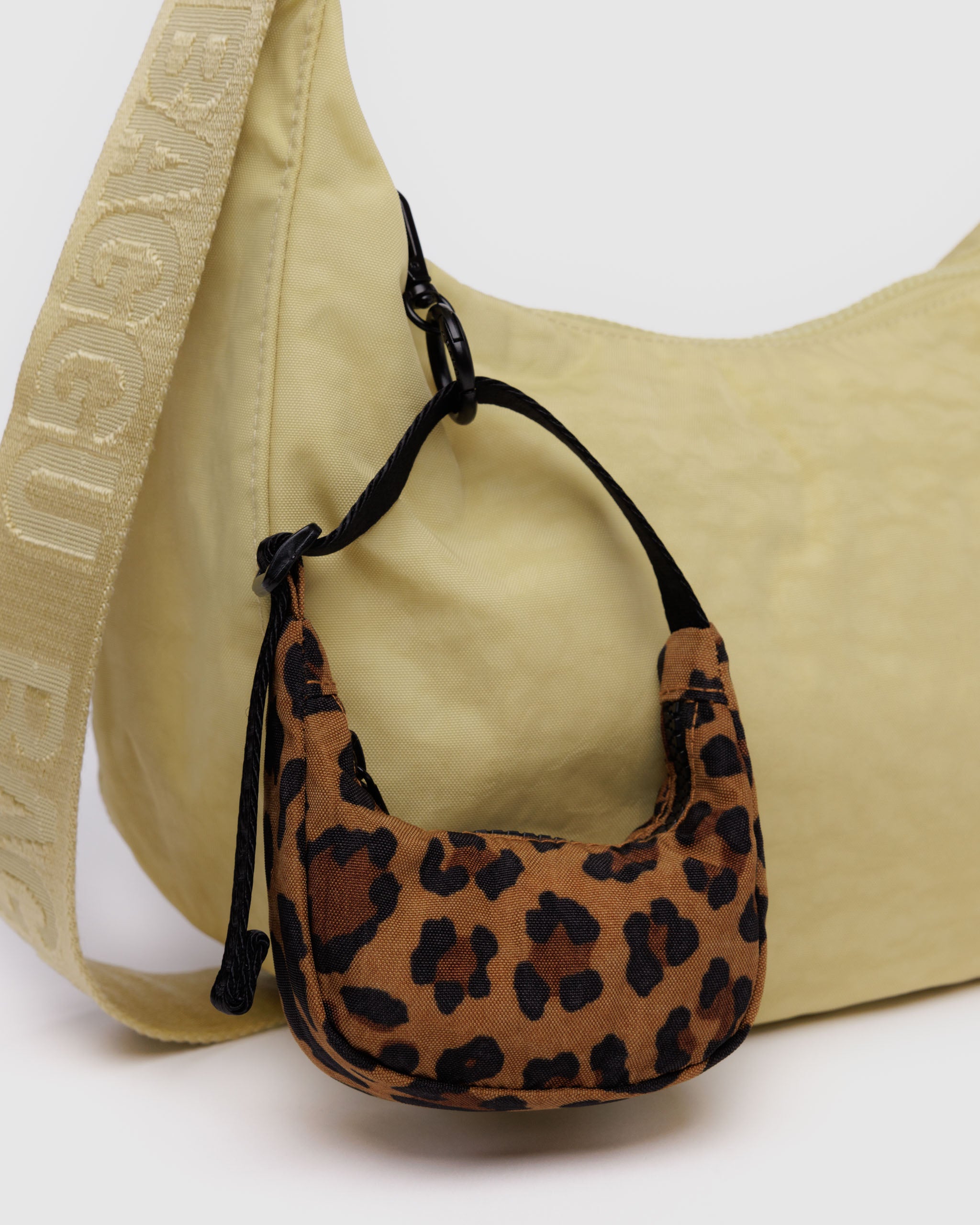 Baggu Crescent Charm - Leopard