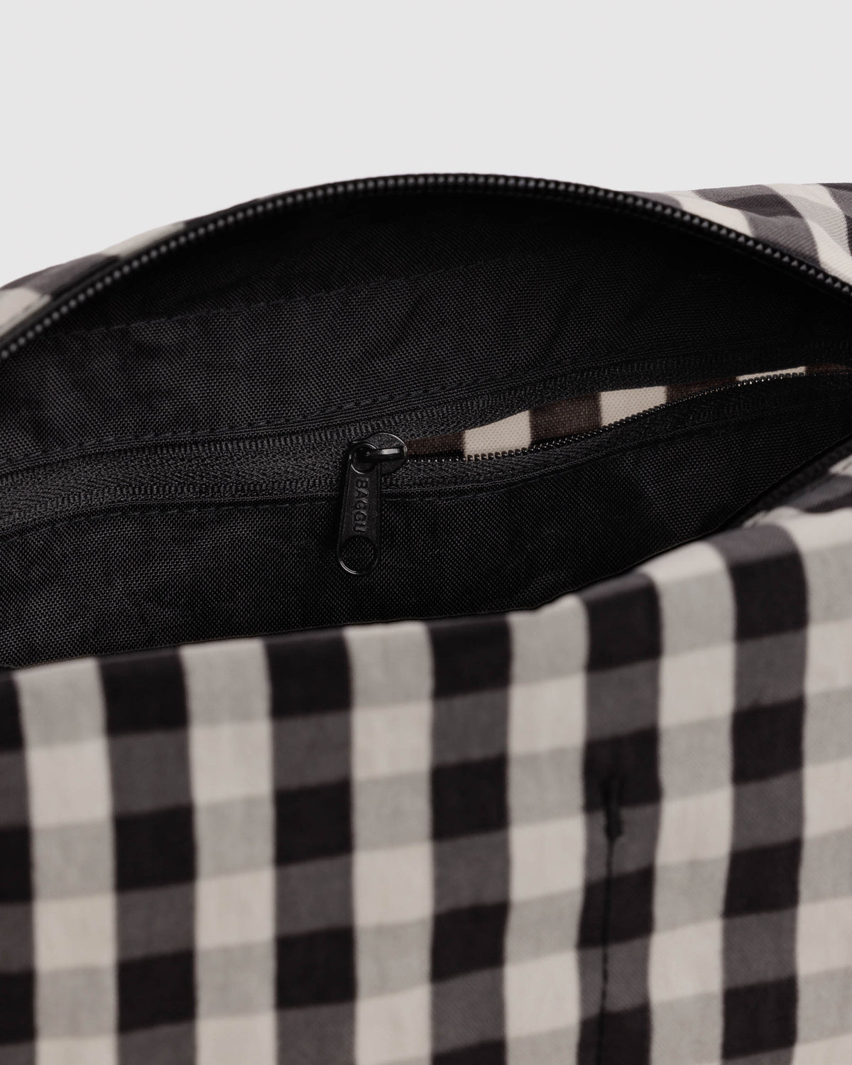 BAGGU Dopp Kit - Black and Cream Gingham