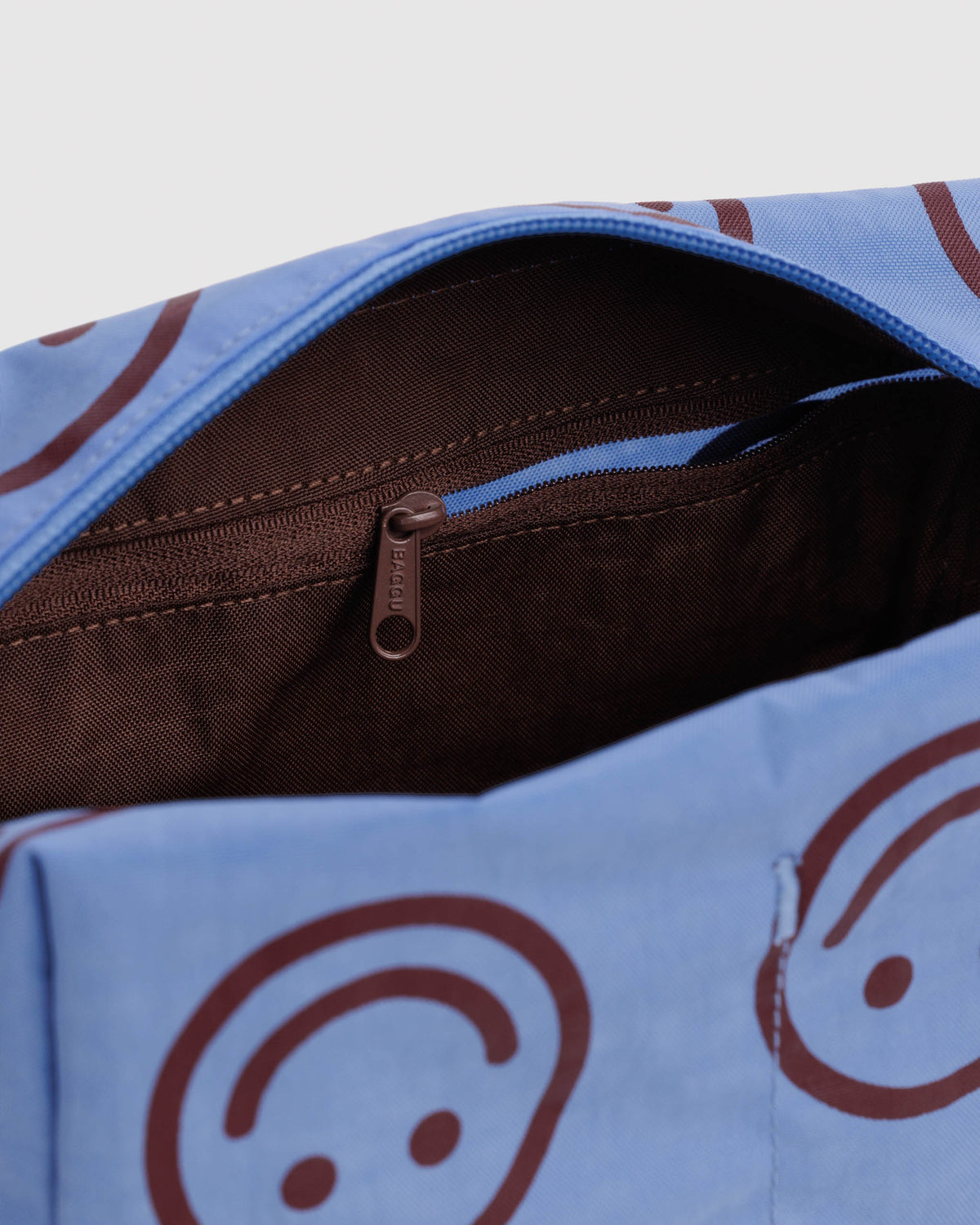 BAGGU Dopp Kit - Misty Blue Happy