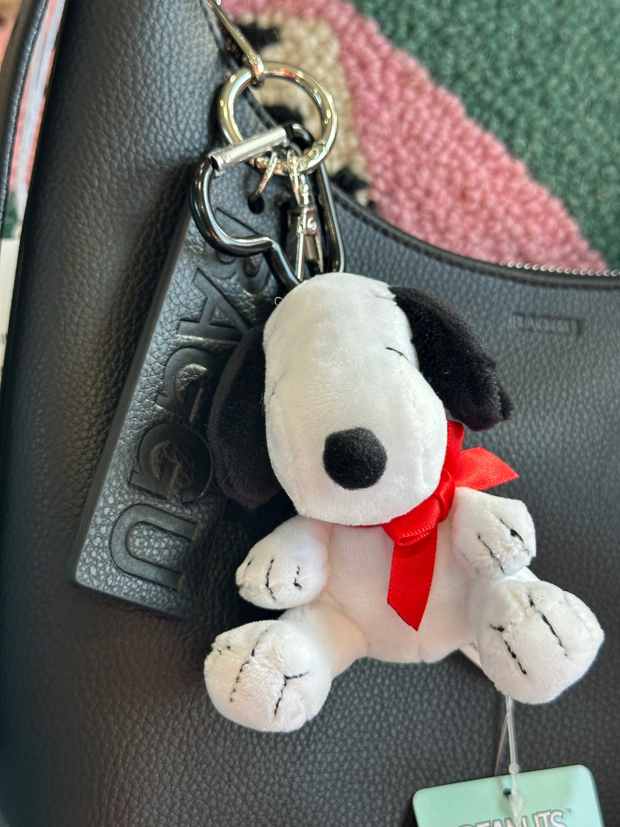 Peanuts Snoopy Red Bow Key Chain