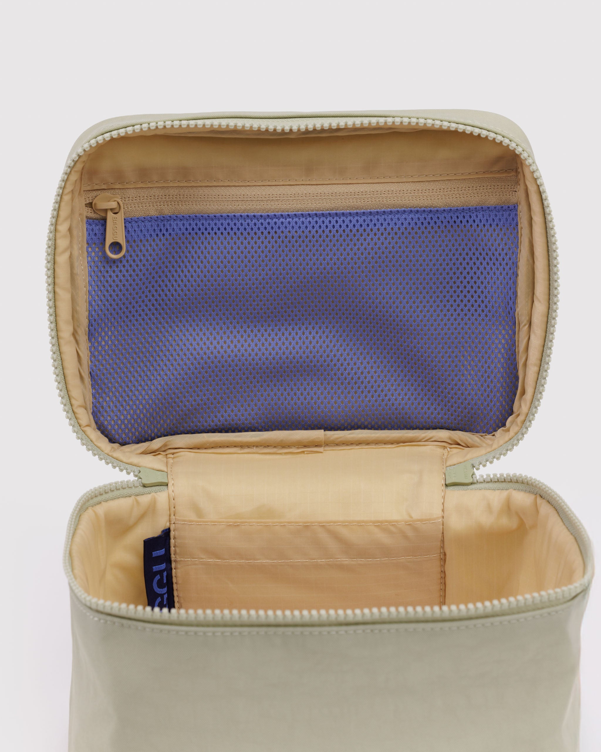 BAGGU Large Cosmetic Case - Celadon