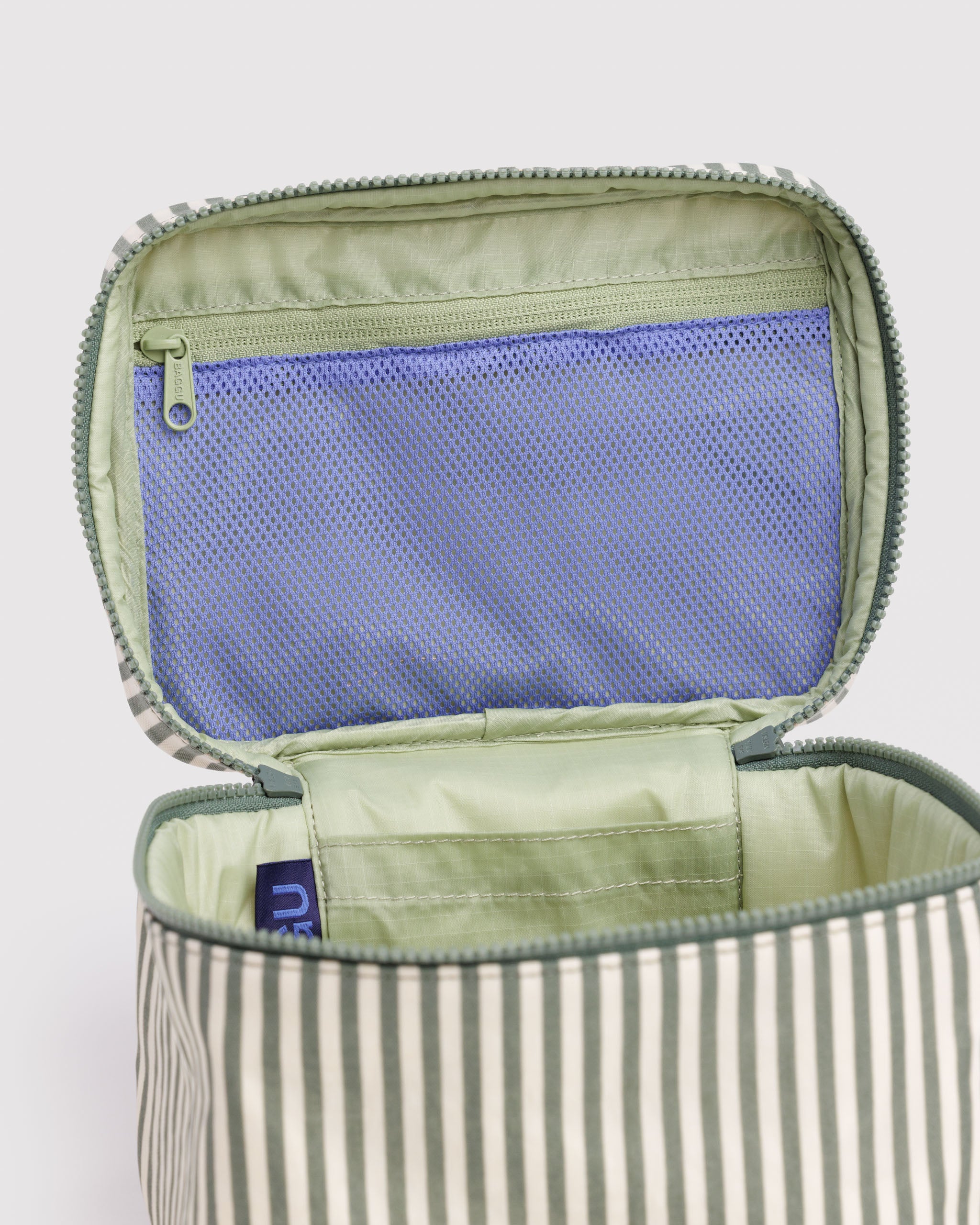 BAGGU Large Cosmetic Case - Sage Stripe