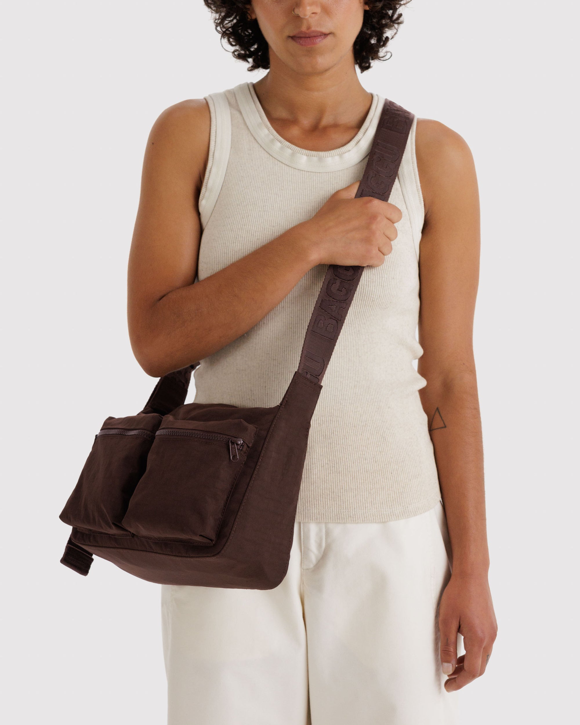 BAGGU Medium Cargo Crossbody - Coffee