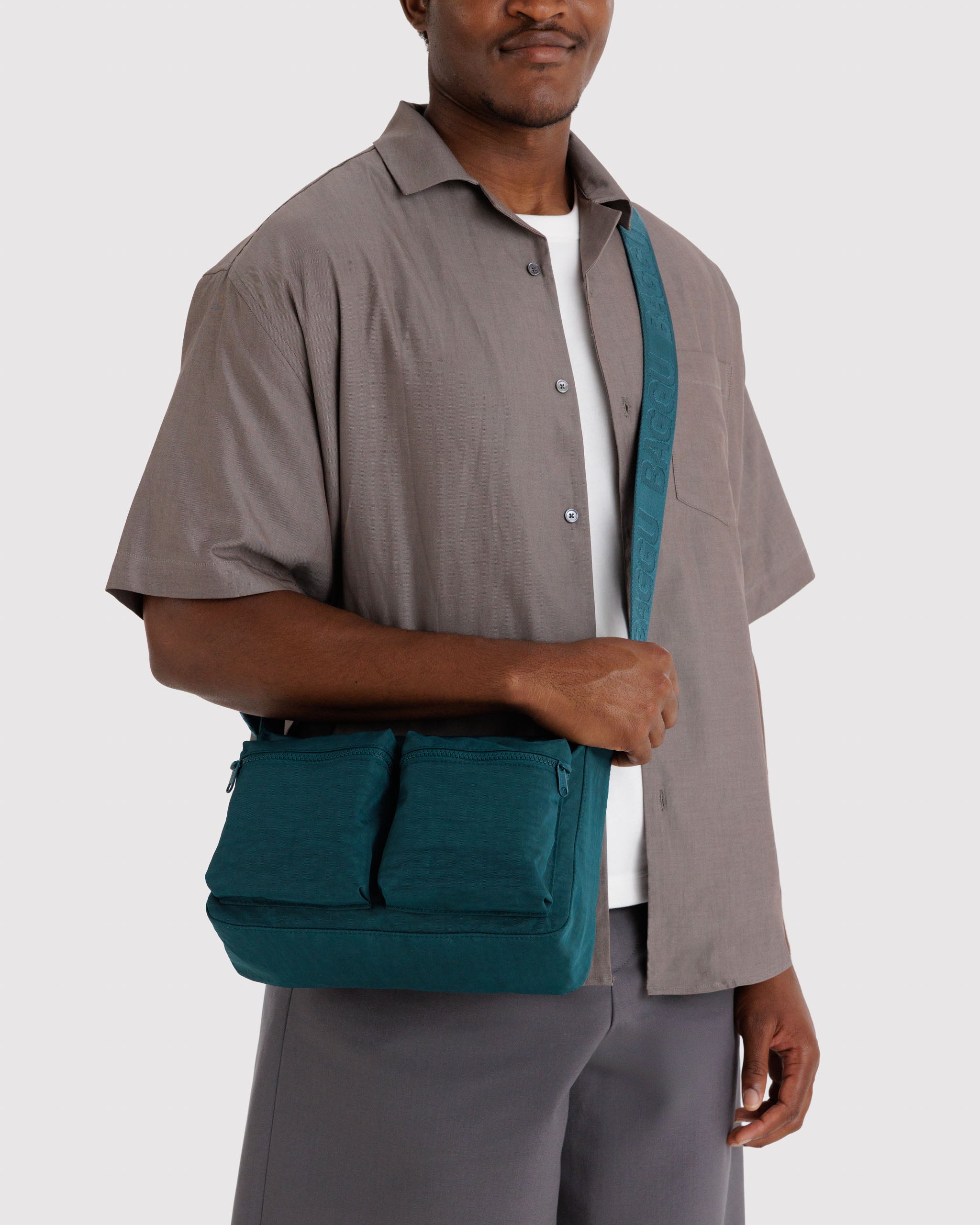 BAGGU Medium Cargo Crossbody - Deep Sea