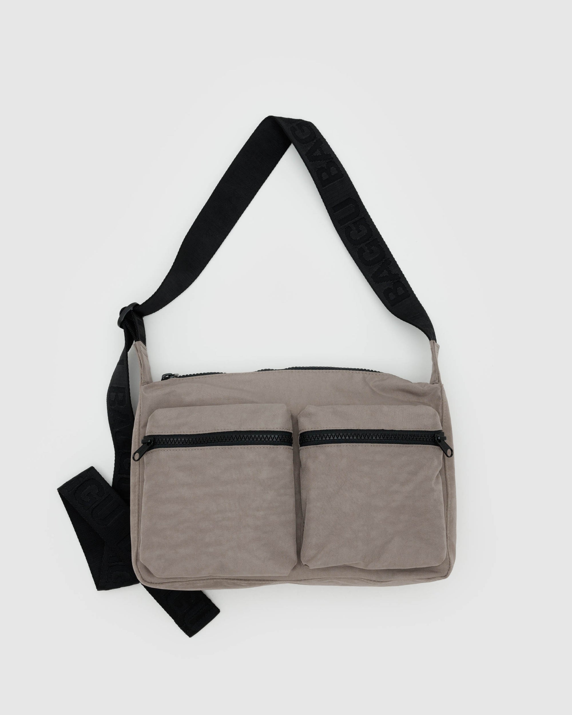 BAGGU Medium Cargo Crossbody - Dove