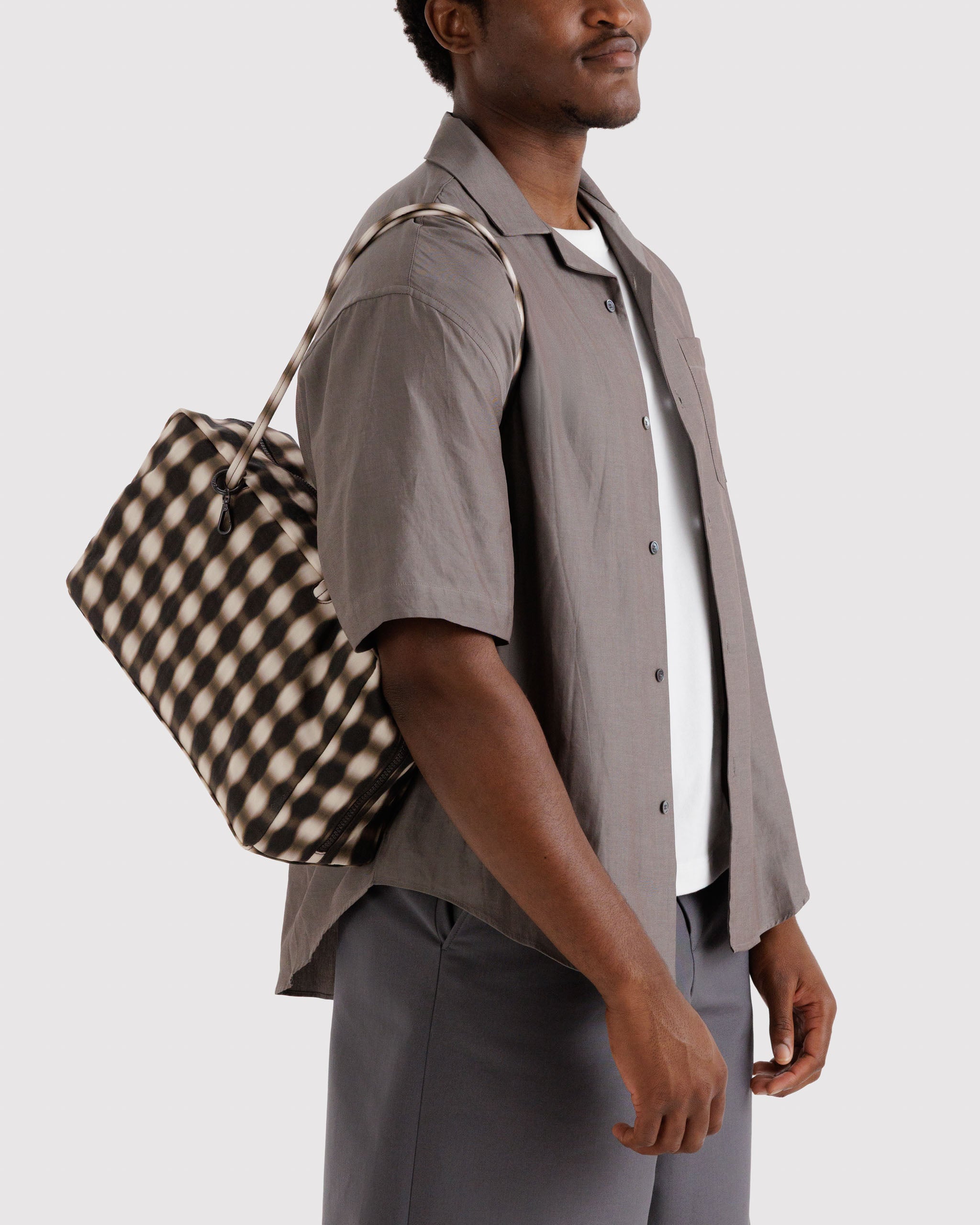 BAGGU Medium Nylon Bowler Bag - Blurred Gingham Brown
