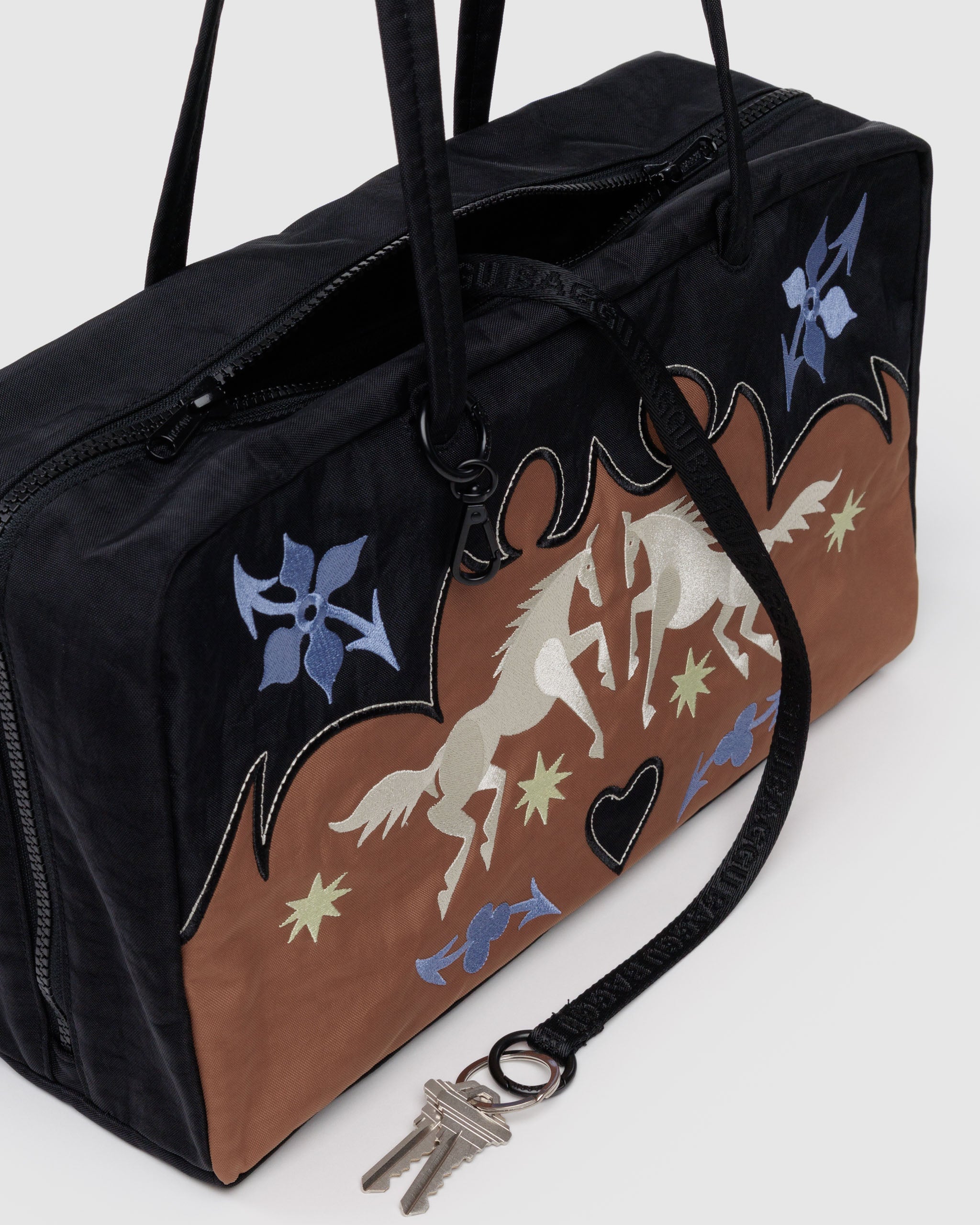 BAGGU Medium Nylon Bowler Bag - Western Applique