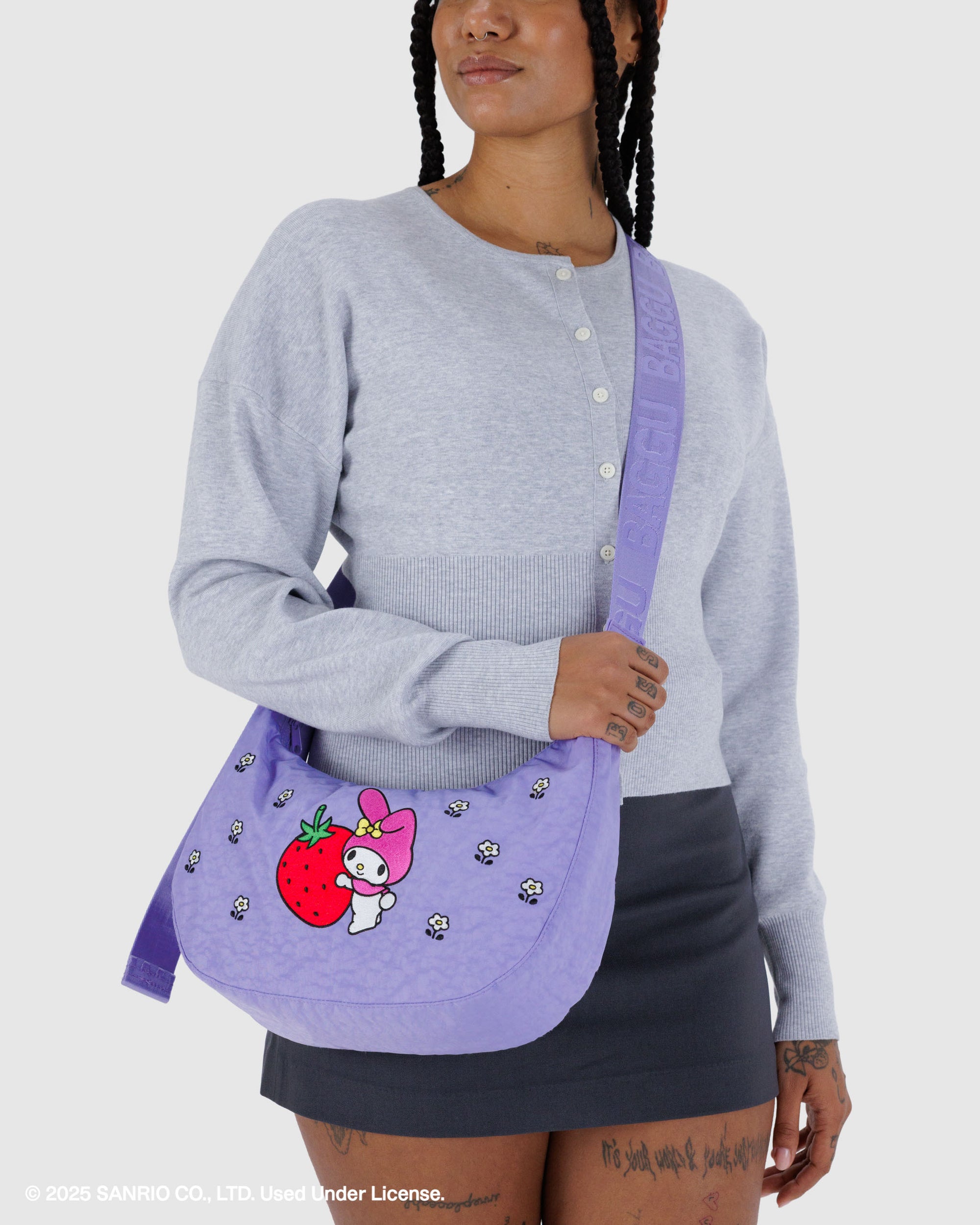 BAGGU Medium Nylon Crescent Bag - Embroidered My Melody Strawberry