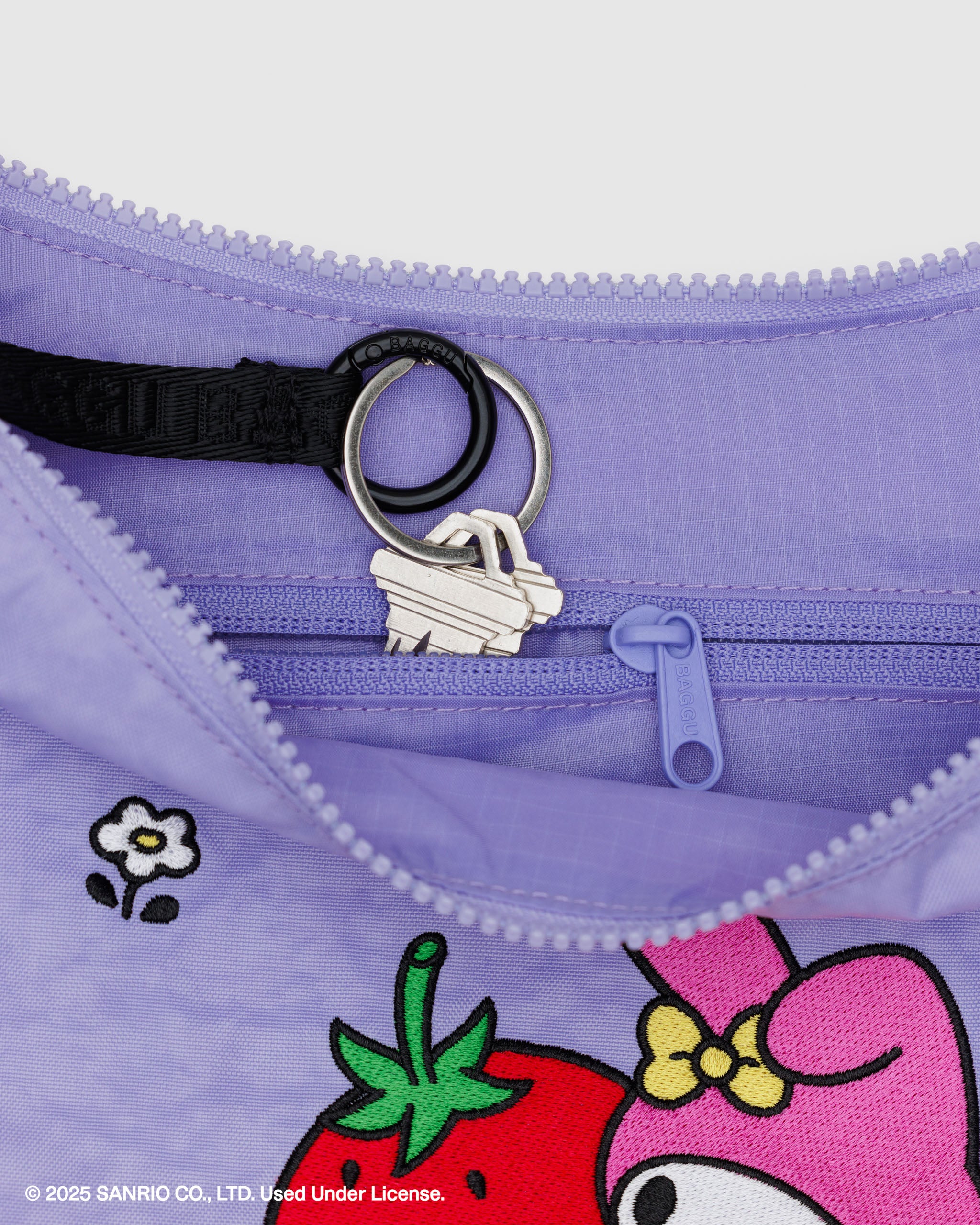 BAGGU Medium Nylon Crescent Bag - Embroidered My Melody Strawberry