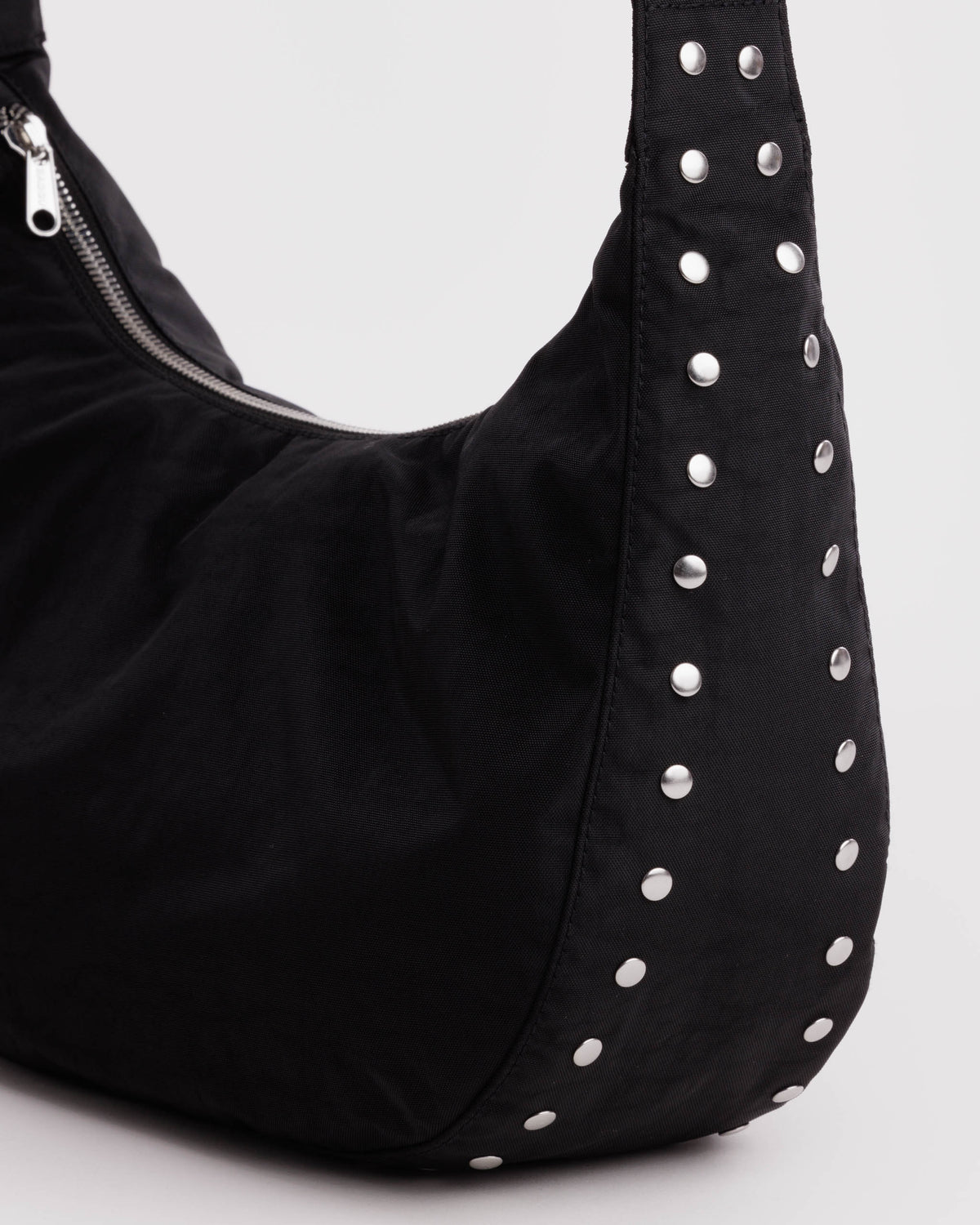 BAGGU Medium Nylon Crescent Bag - Studs