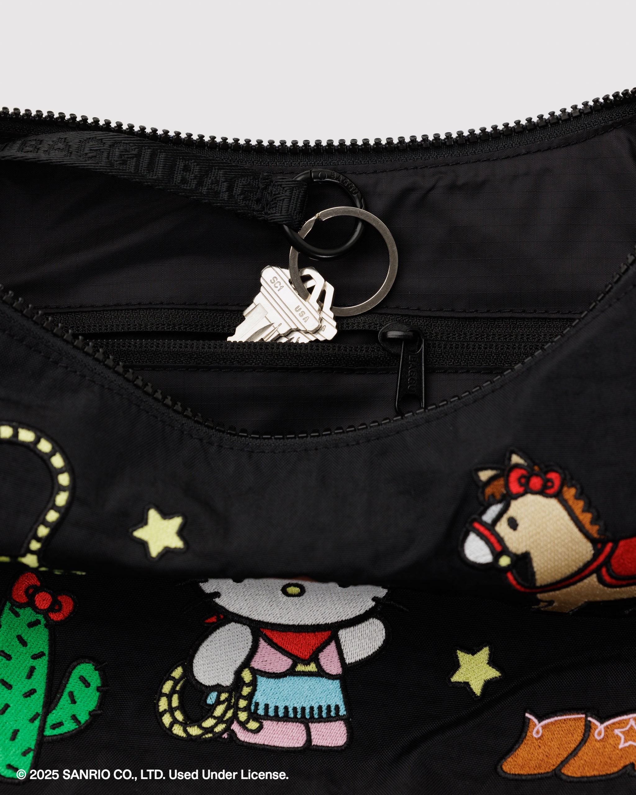 BAGGU Medium Nylon Crescent Bag - Embroidered Hello Kitty Western