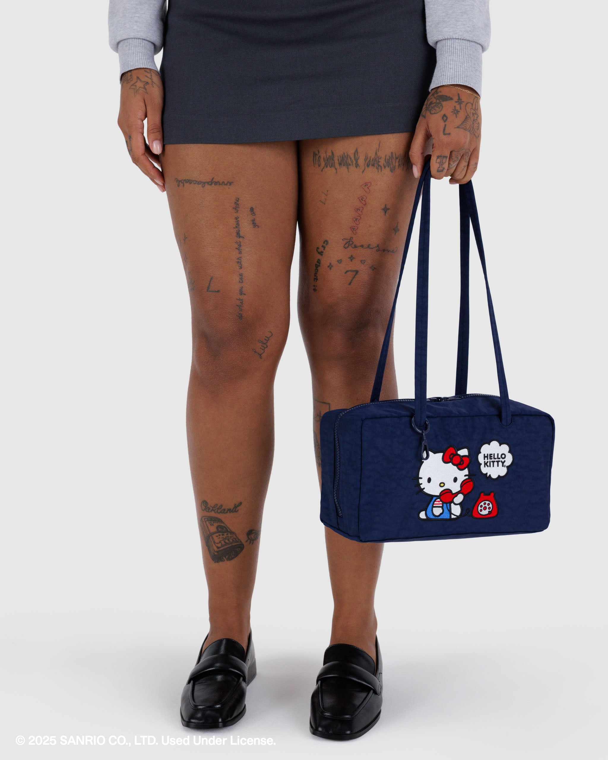 BAGGU Nylon Bowler Bag - Embroidered Hello Kitty Phone