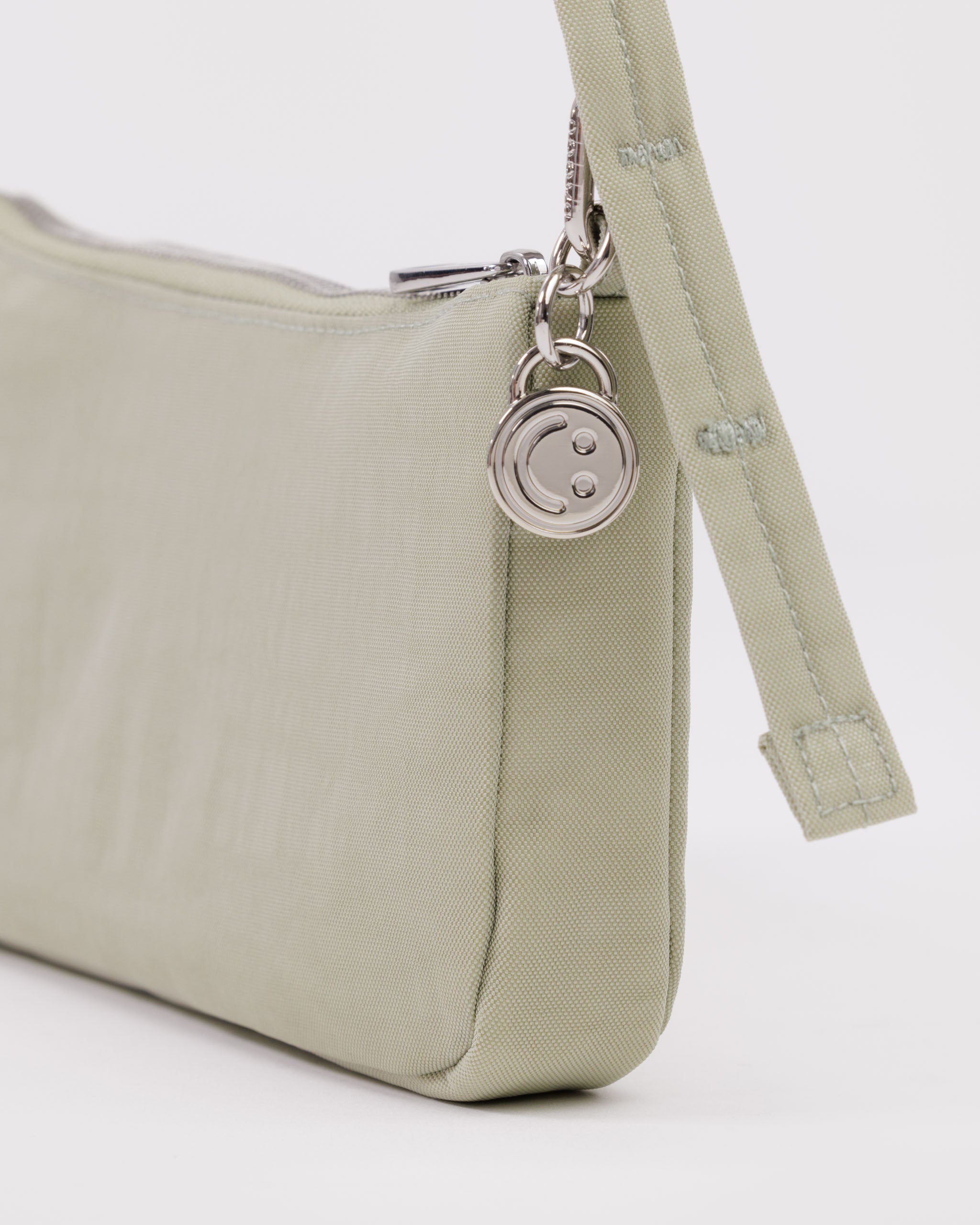 BAGGU Nylon Pochette - Celadon