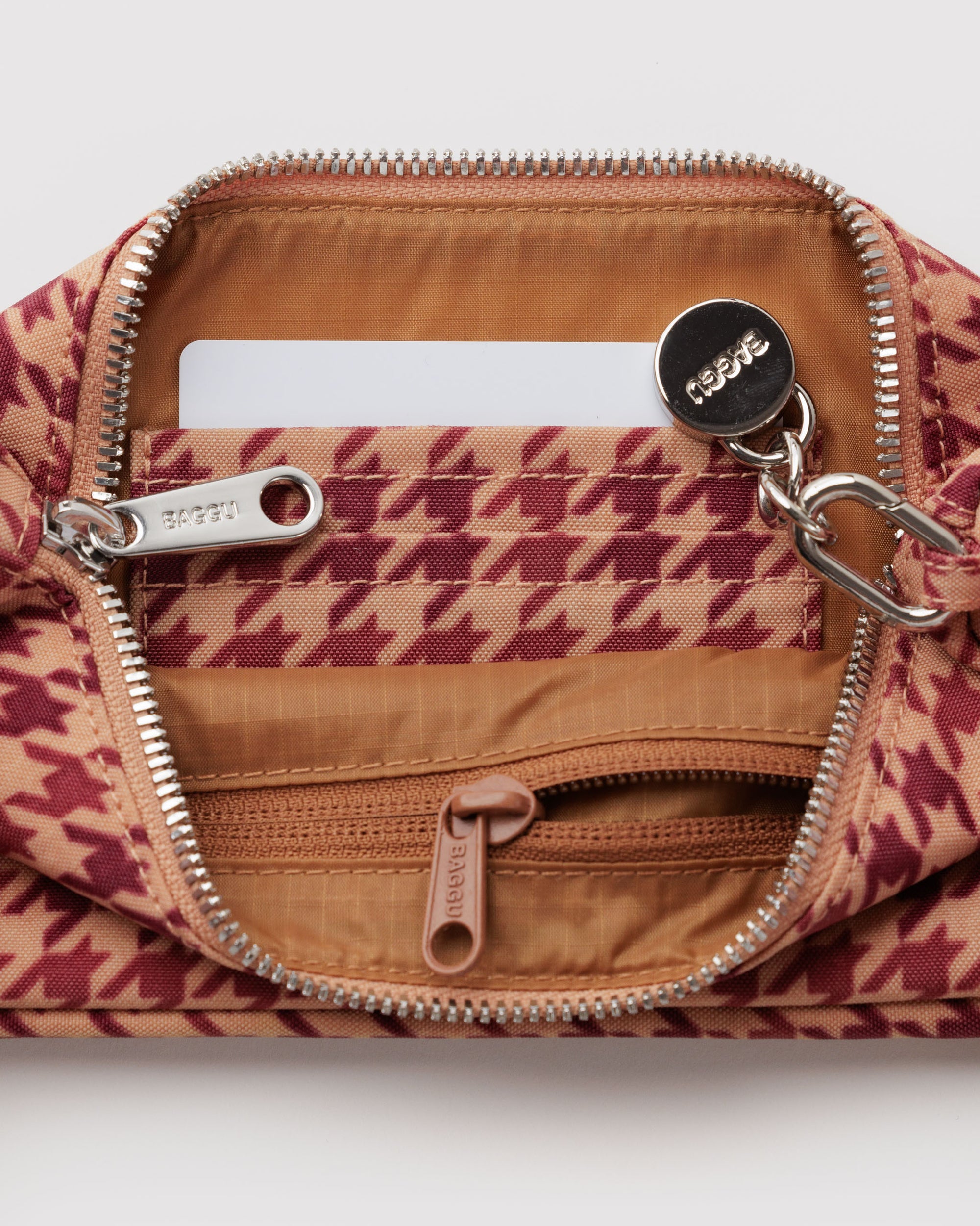 BAGGU Nylon Pochette - Tan Houndstooth