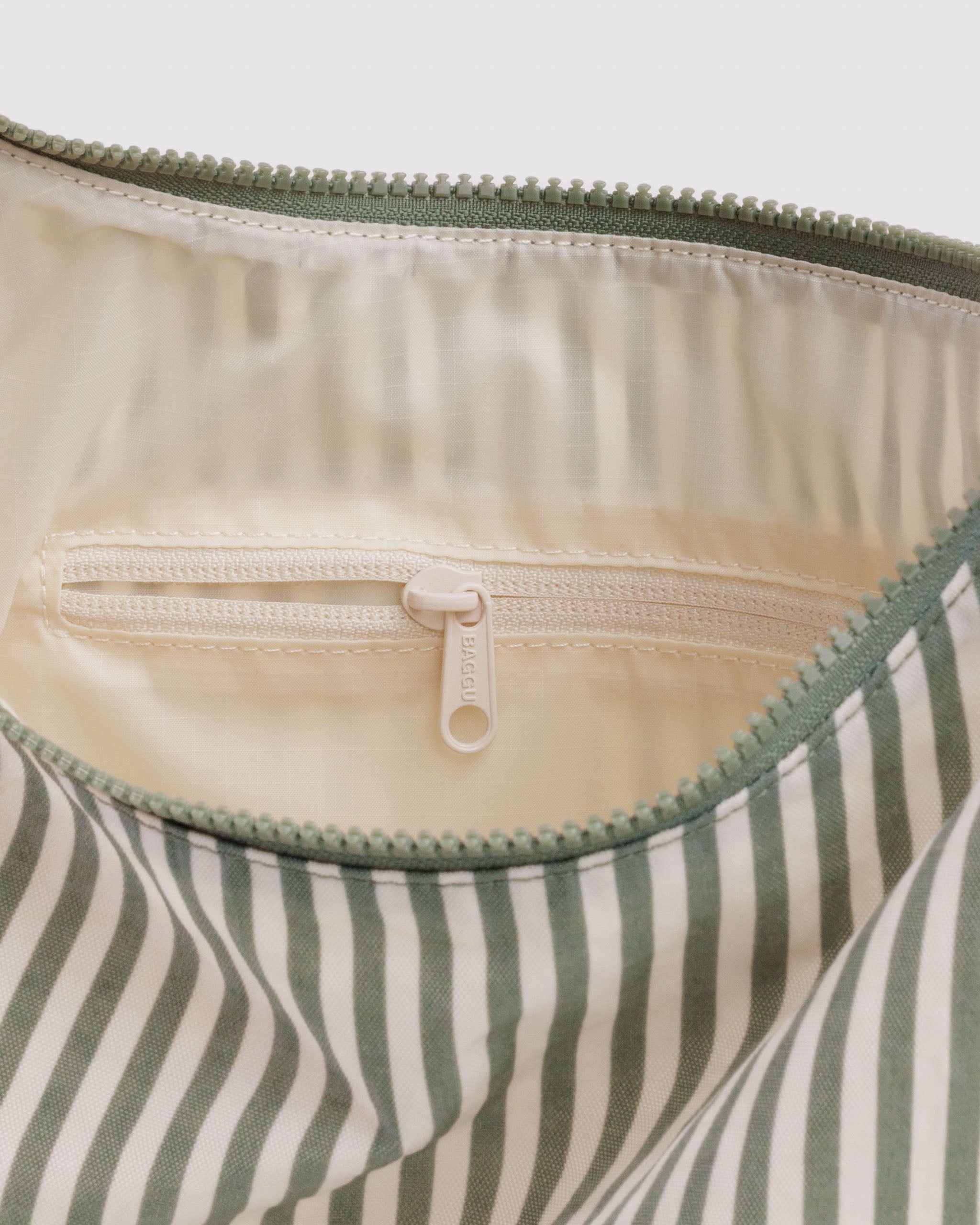 BAGGU Nylon Shoulder Bag - Sage Stripe