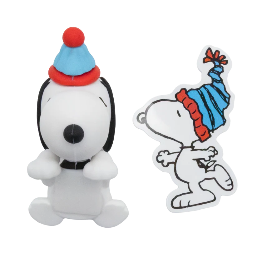 Peanuts Winter Snoopy Mystery Box Phone Buddies