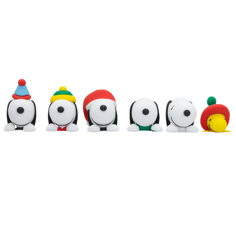 Peanuts Winter Snoopy Mystery Box Phone Buddies