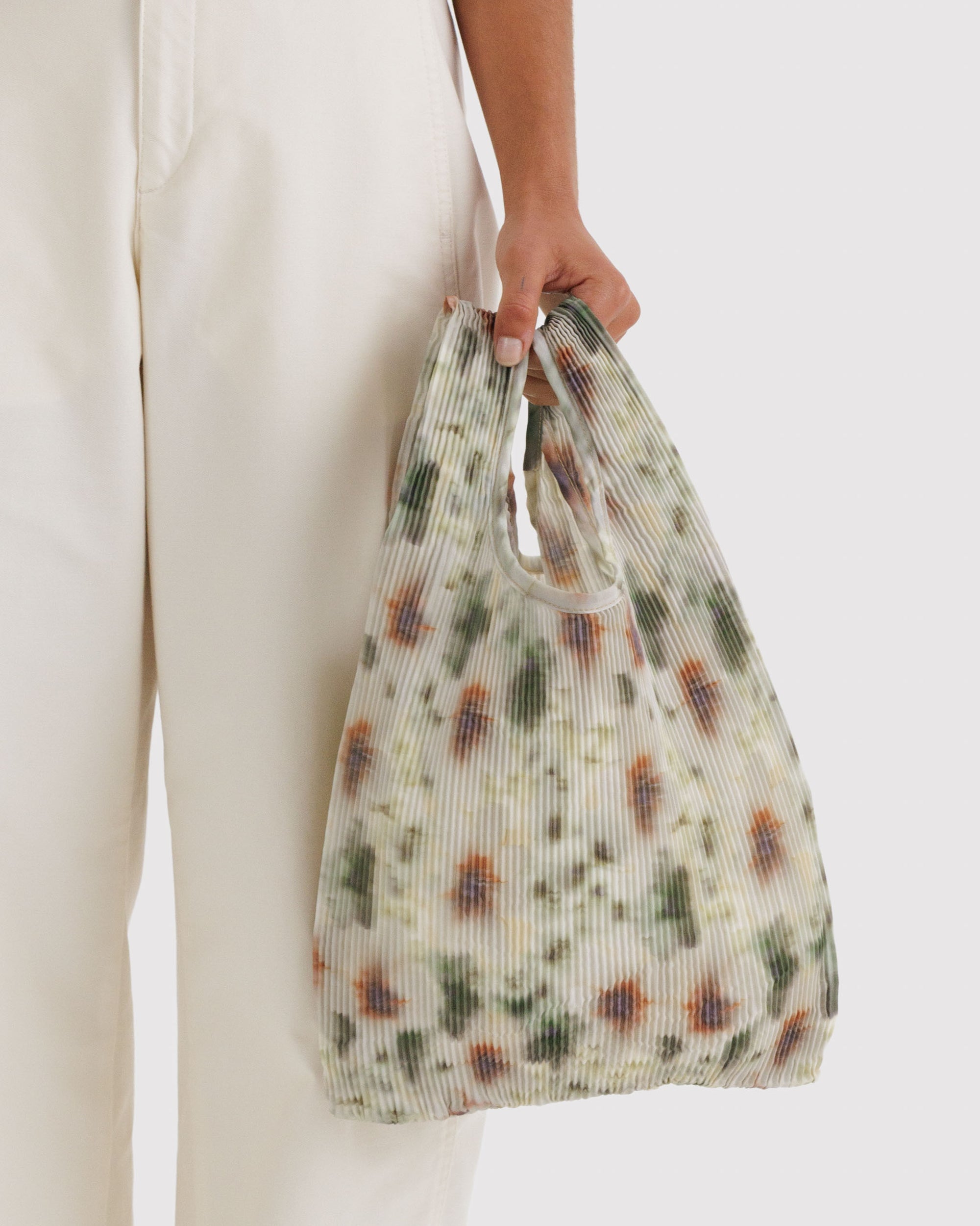 BAGGU Pleated - Abstract Floral