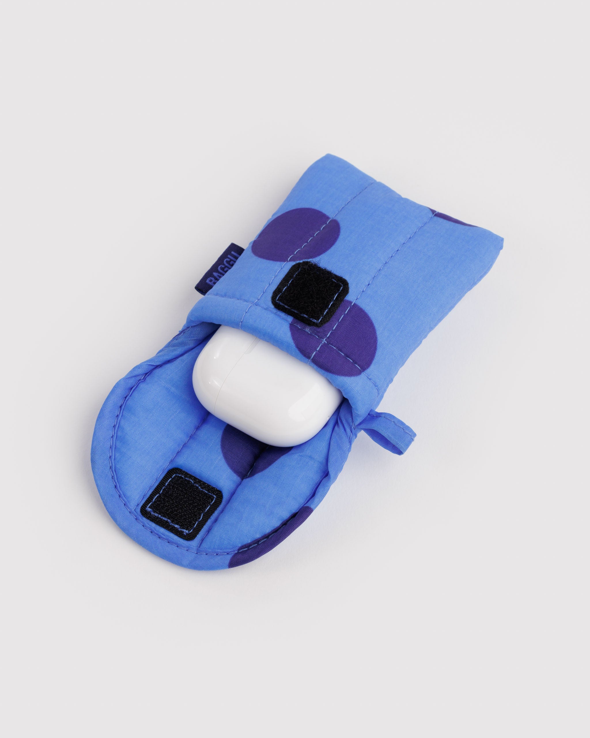 BAGGU Puffy Earbuds Case - Blue Polka Dot