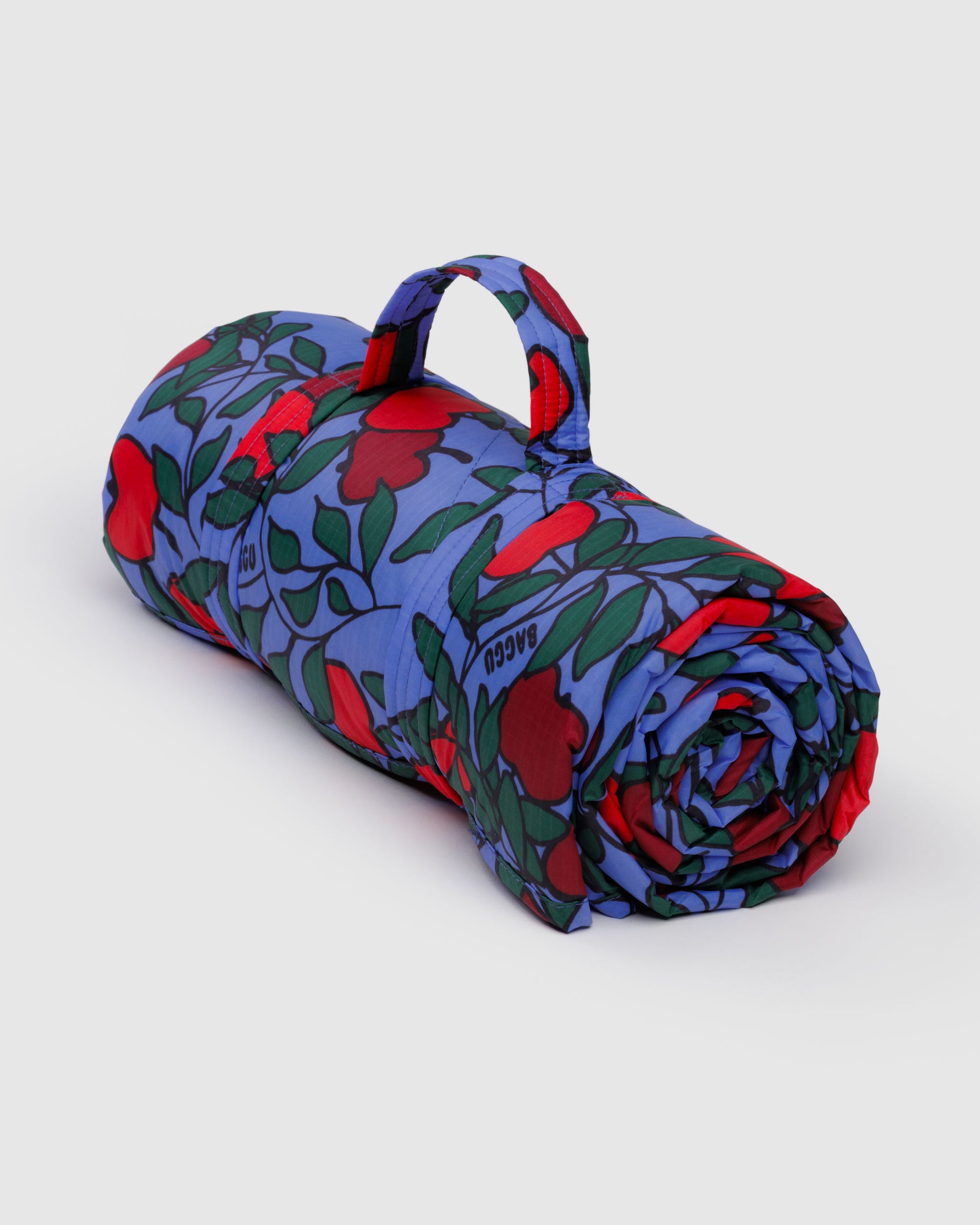 BAGGU Puffy Picnic Blanket - Apple Tree