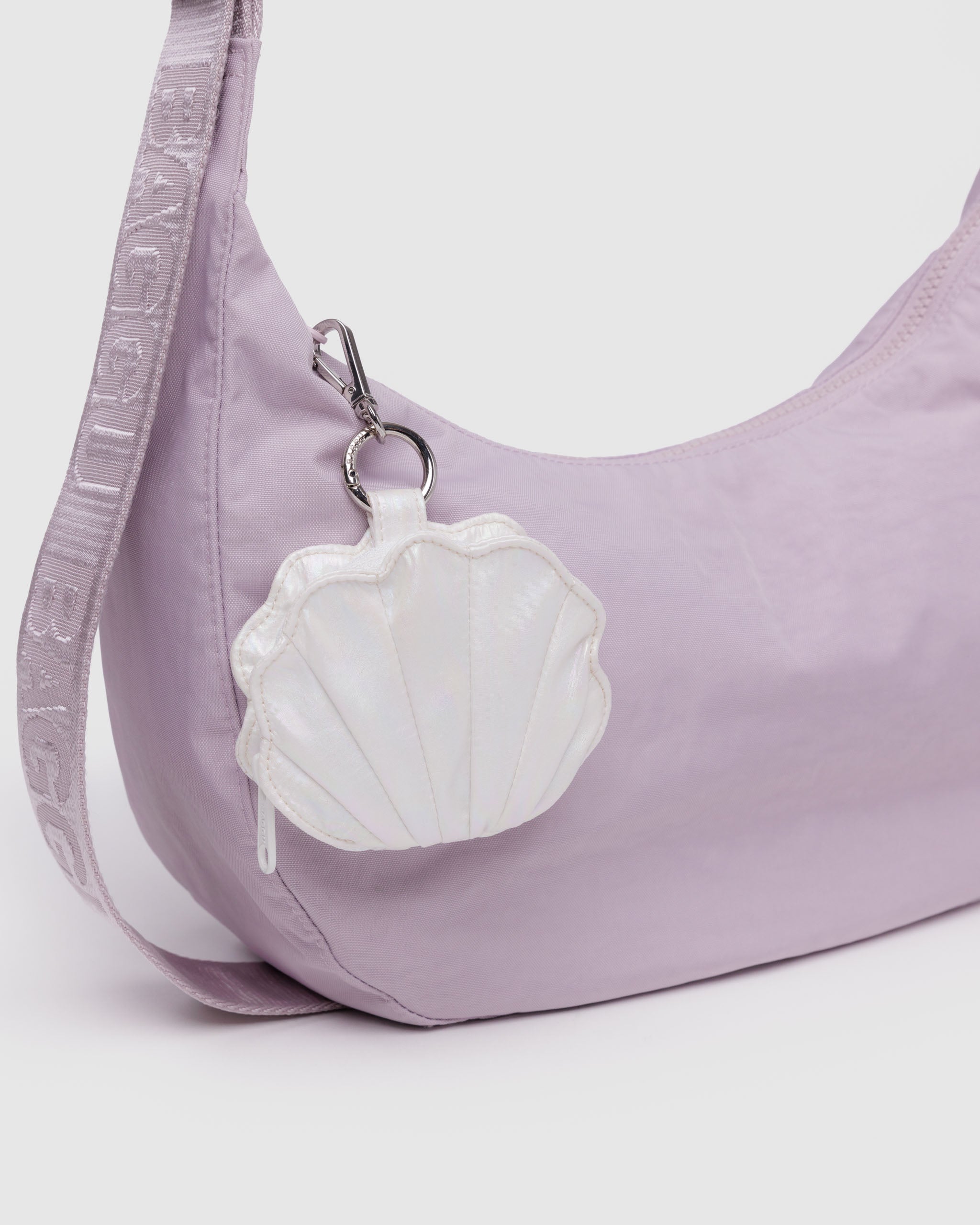 BAGGU Shell Charm - Pearl Metallic