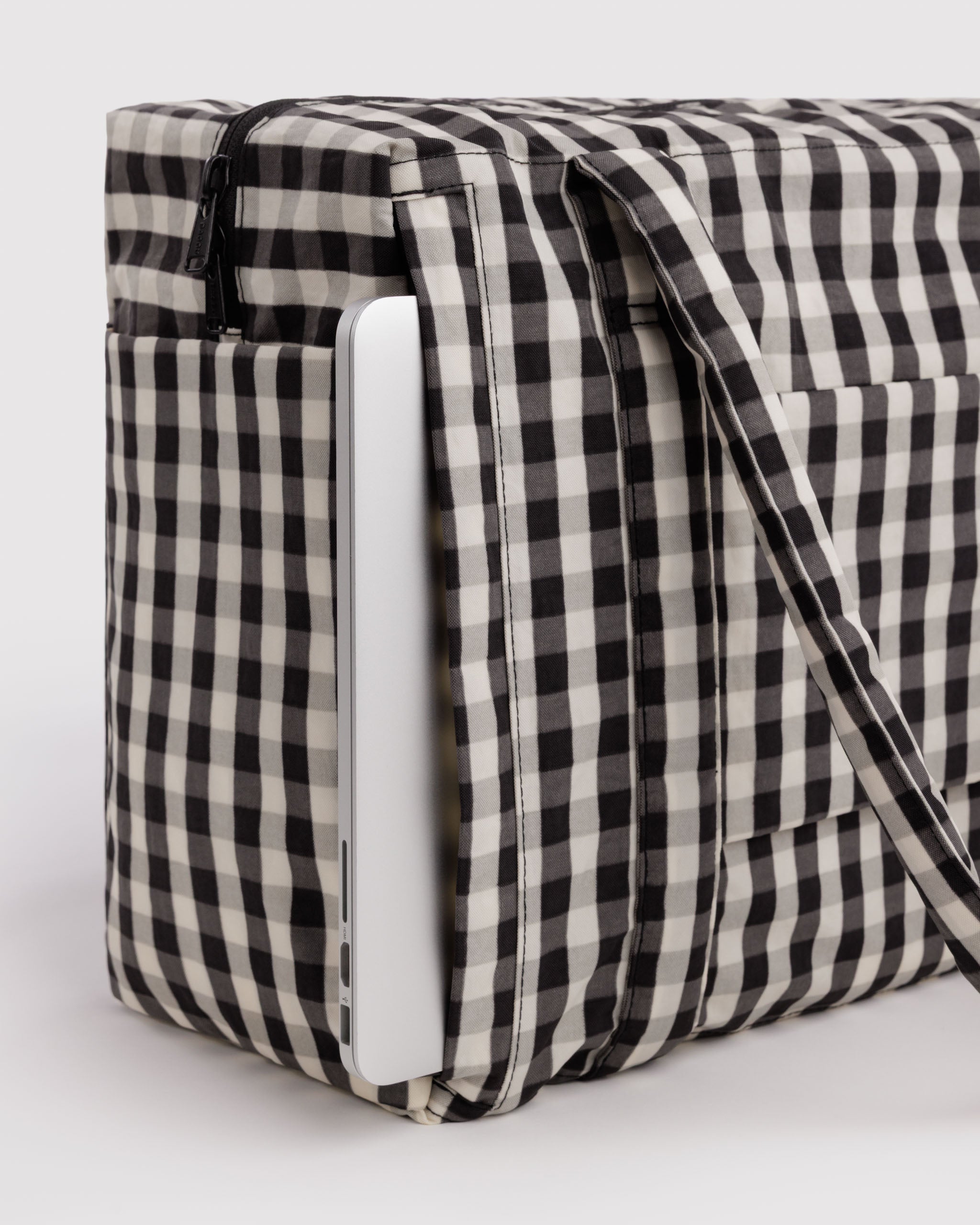 BAGGU Small Cloud Carry-On - Black & Cream Gingham
