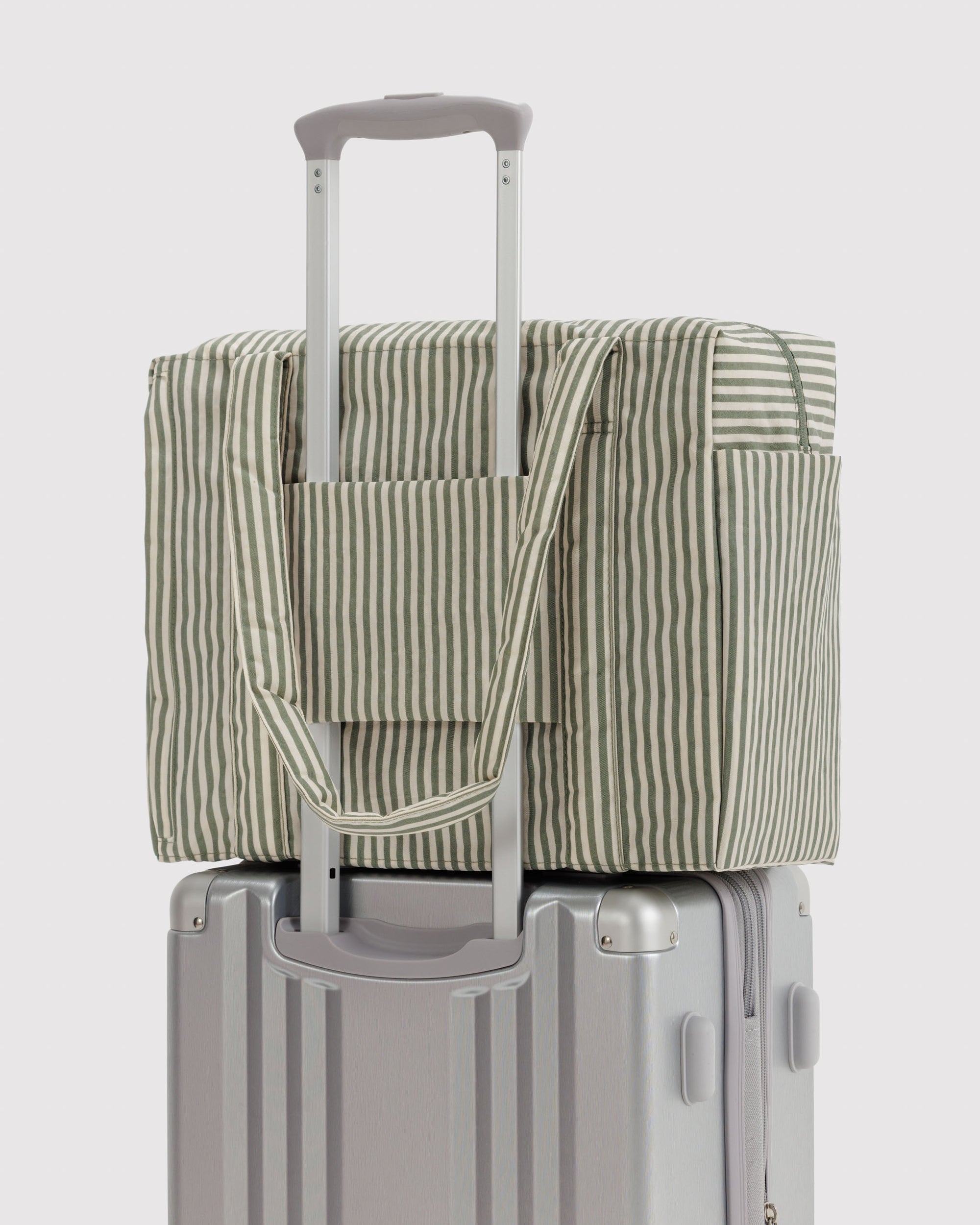 BAGGU Small Cloud Carry-On - Sage Stripe