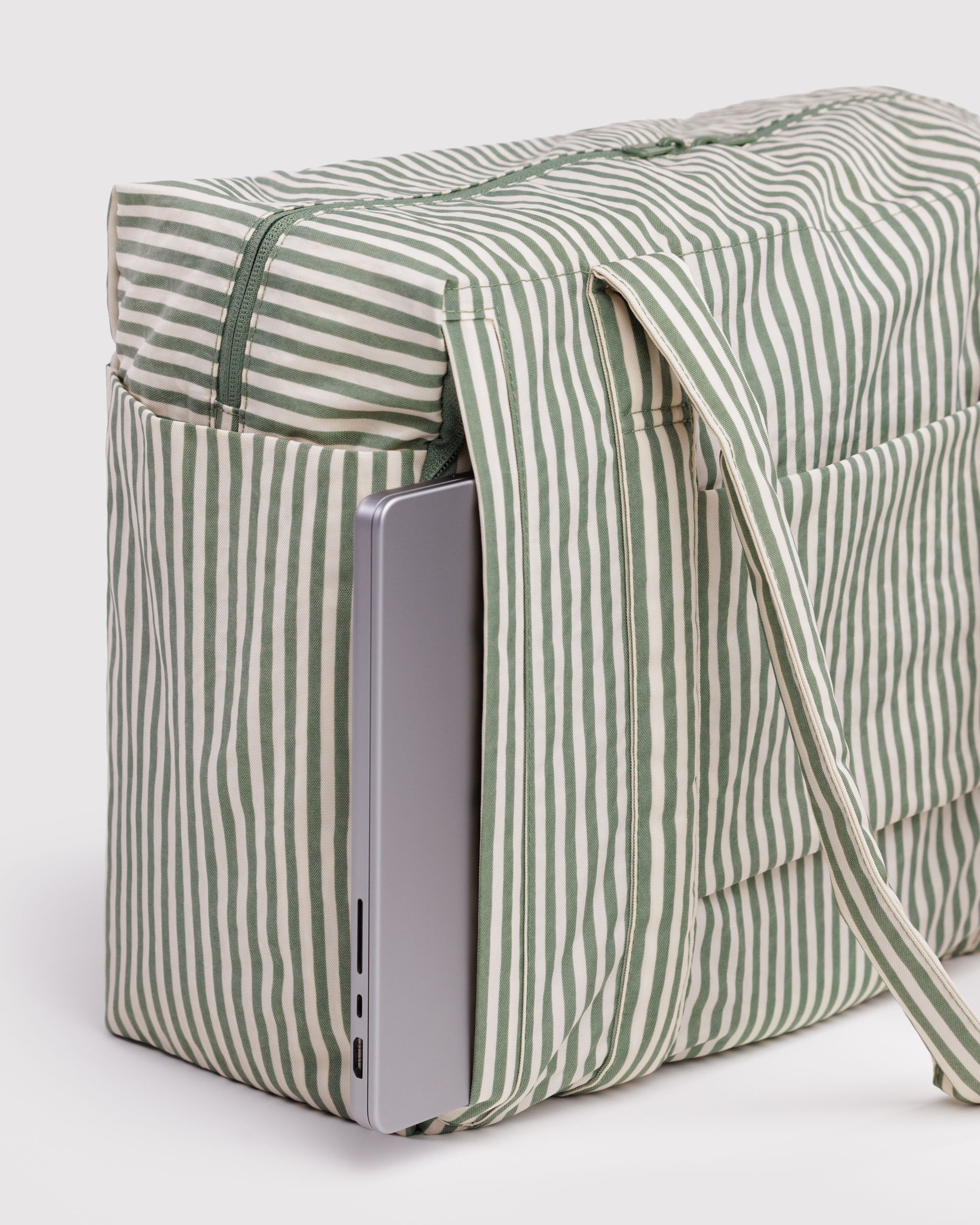 BAGGU Small Cloud Carry-On - Sage Stripe