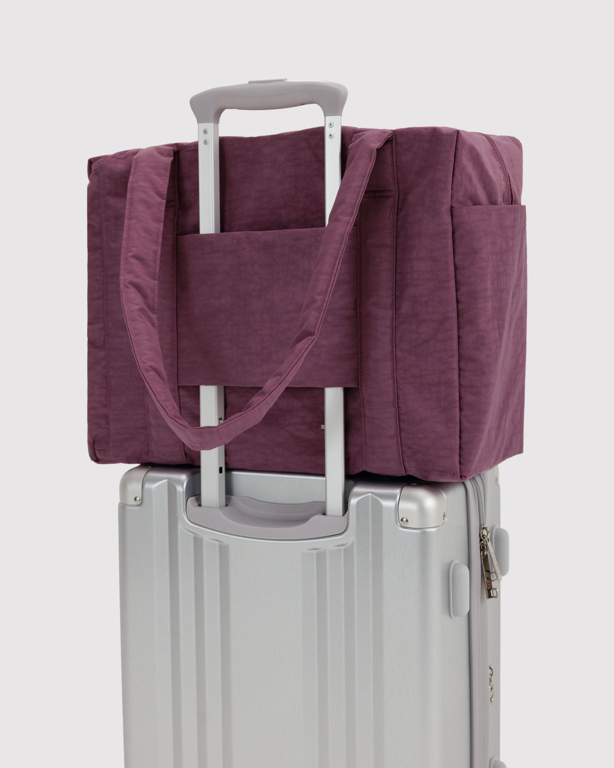 BAGGU Small Cloud Carry-On - Wild Plum