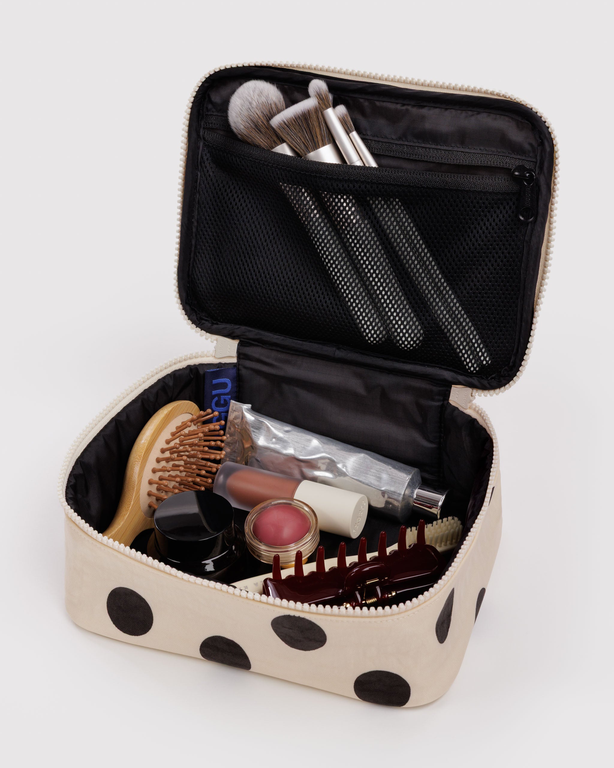 BAGGU Small Cosmetic Case - Cream & Black Polka Dot