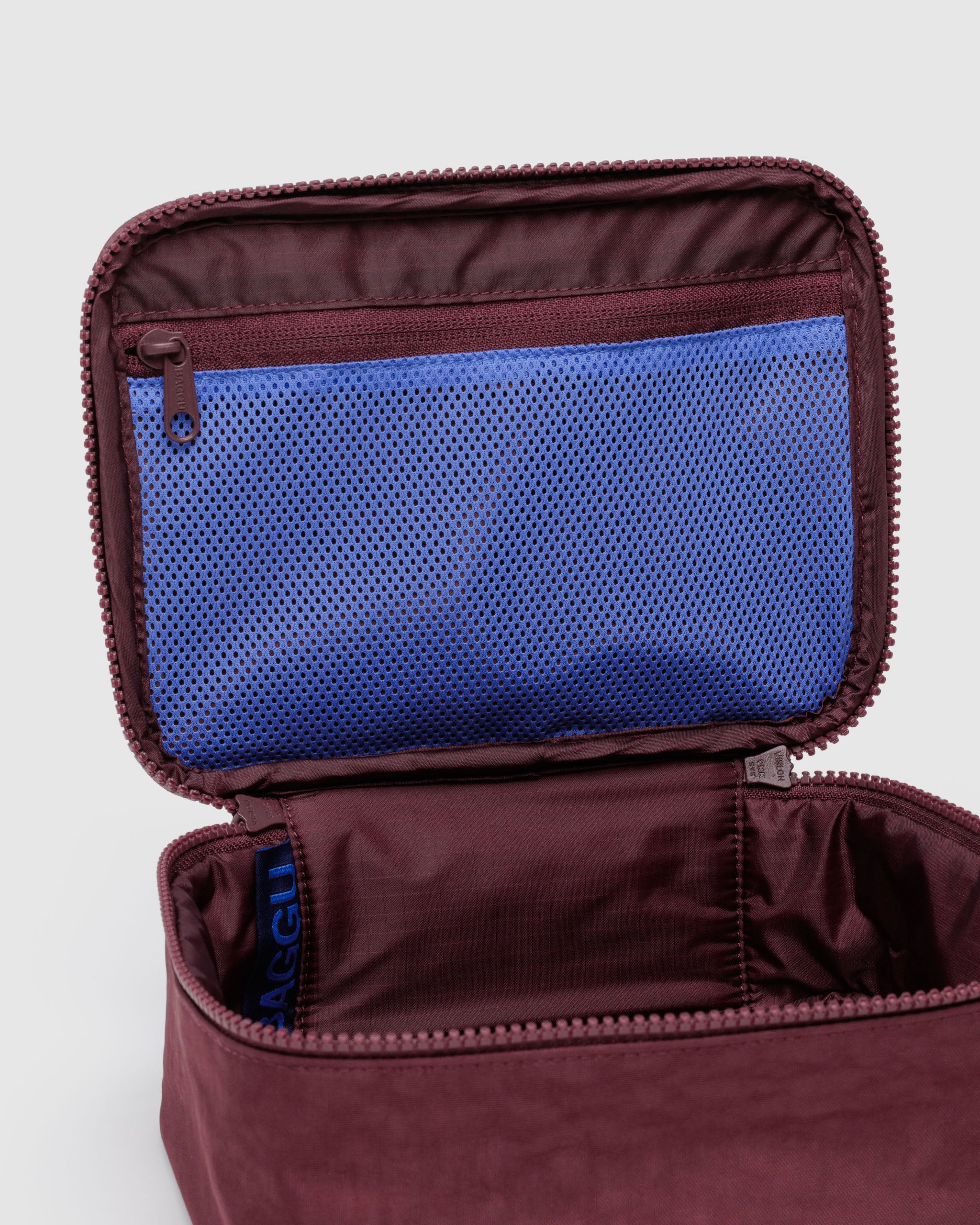 BAGGU Small Cosmetic Case - Mahogany