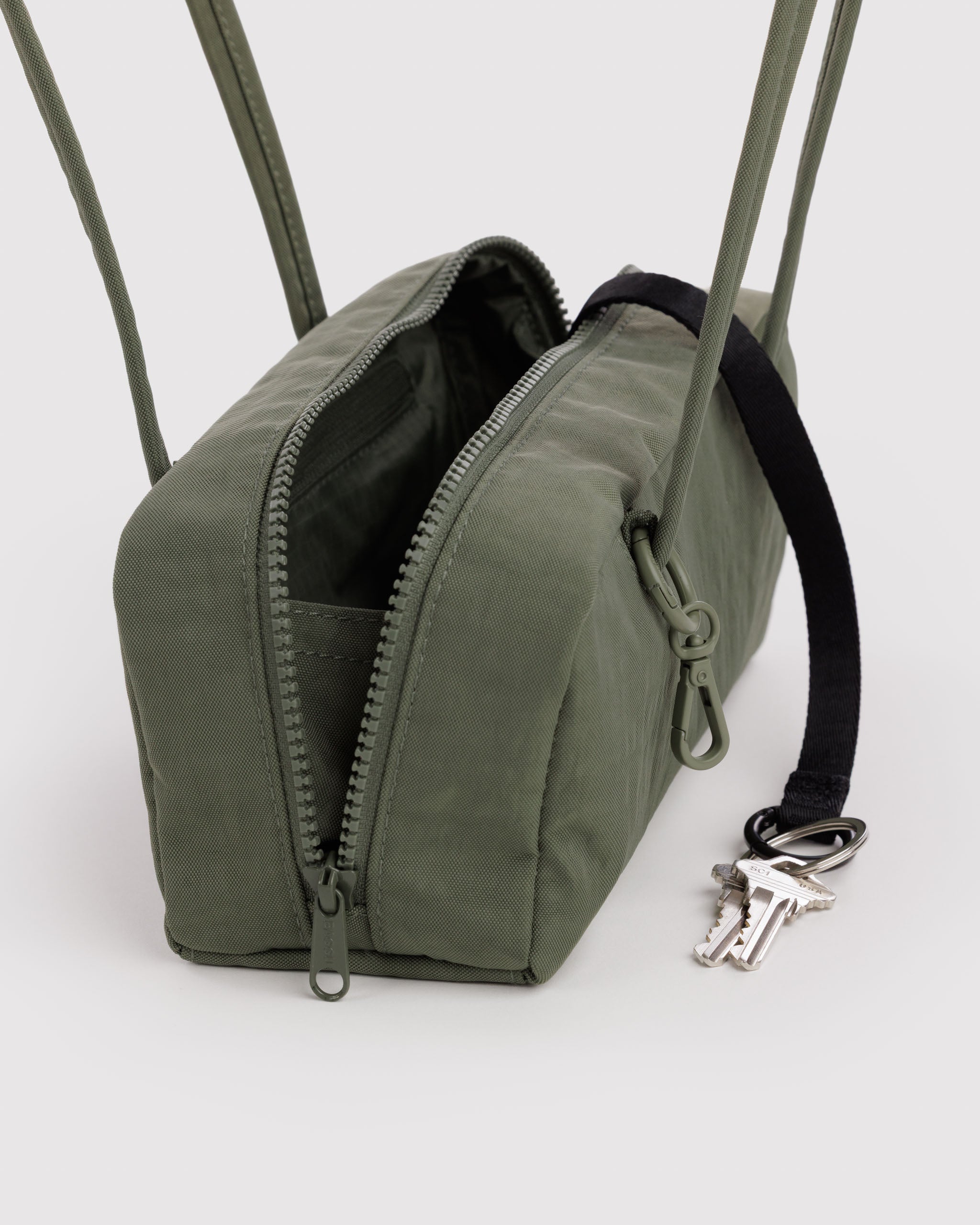 BAGGU Small Nylon Bowler Bag - Caper