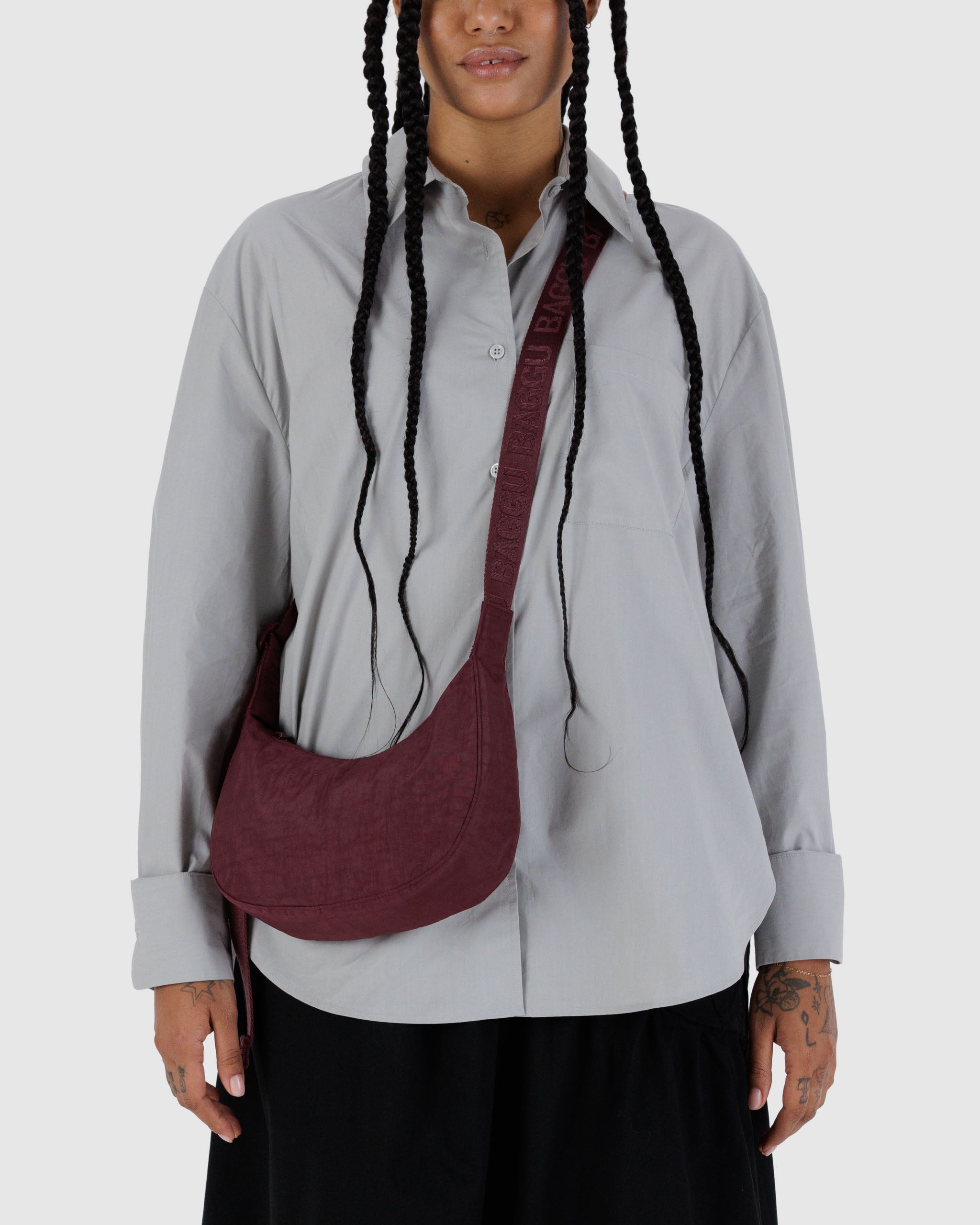 BAGGU Small Nylon Crescent Bag - Mahogany