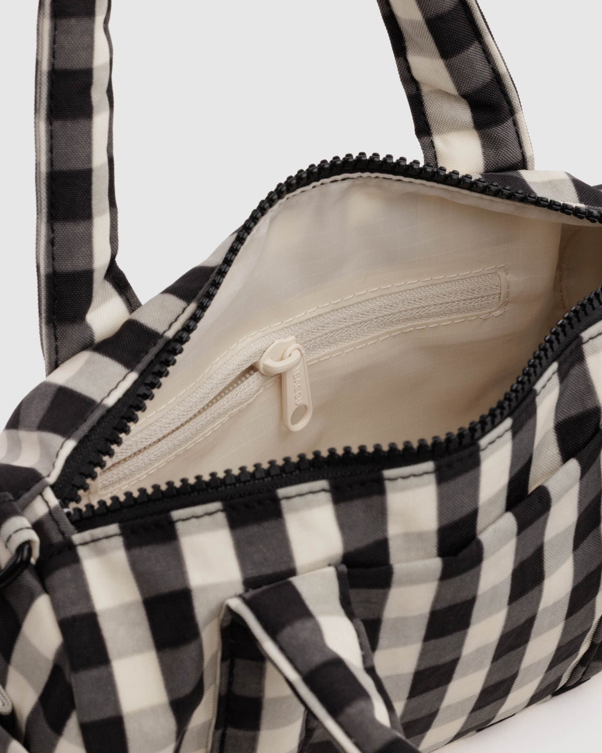 BAGGU Small Nylon Duffle Bag - Black and Cream Gingham