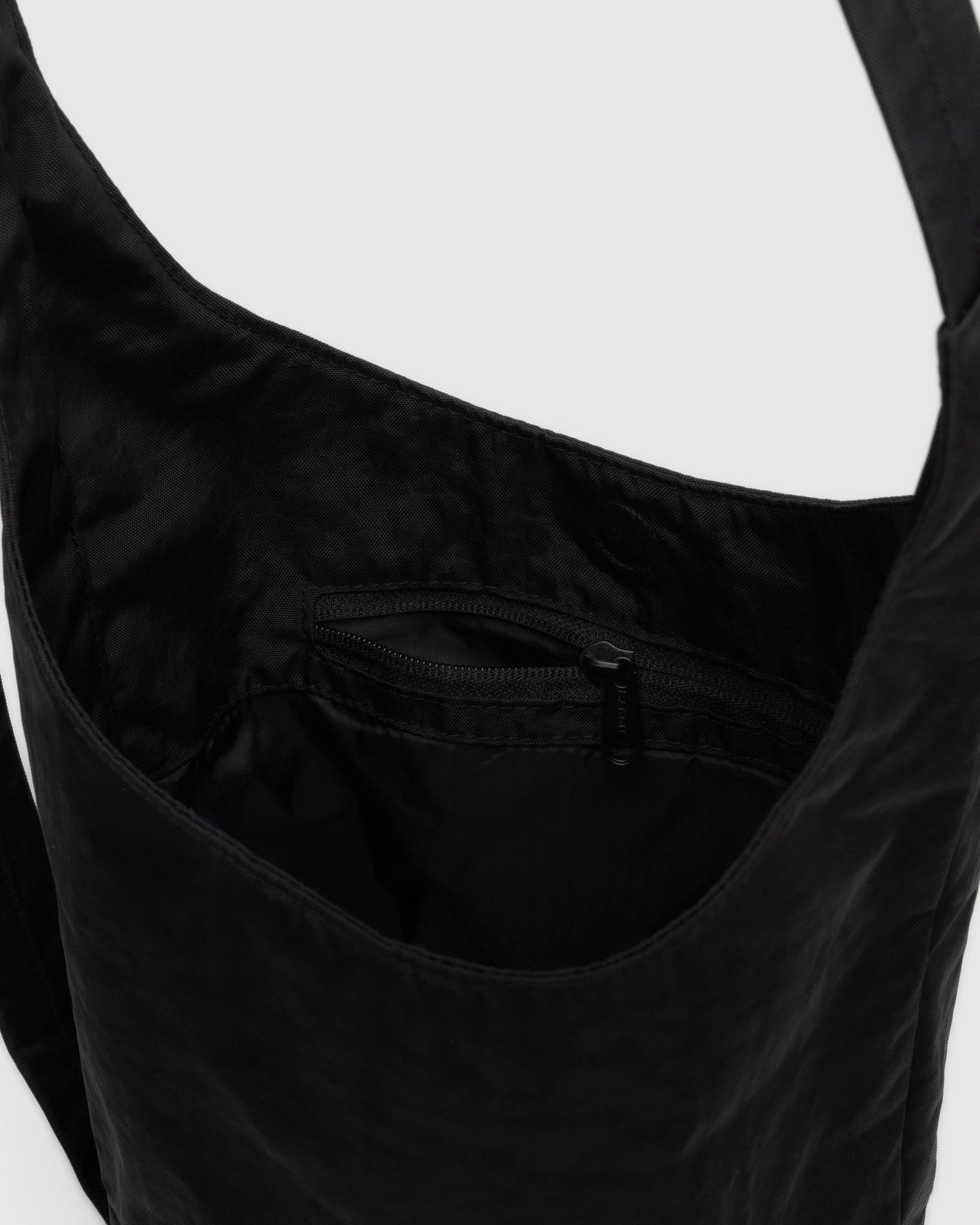 BAGGU Small Nylon Sling- Black