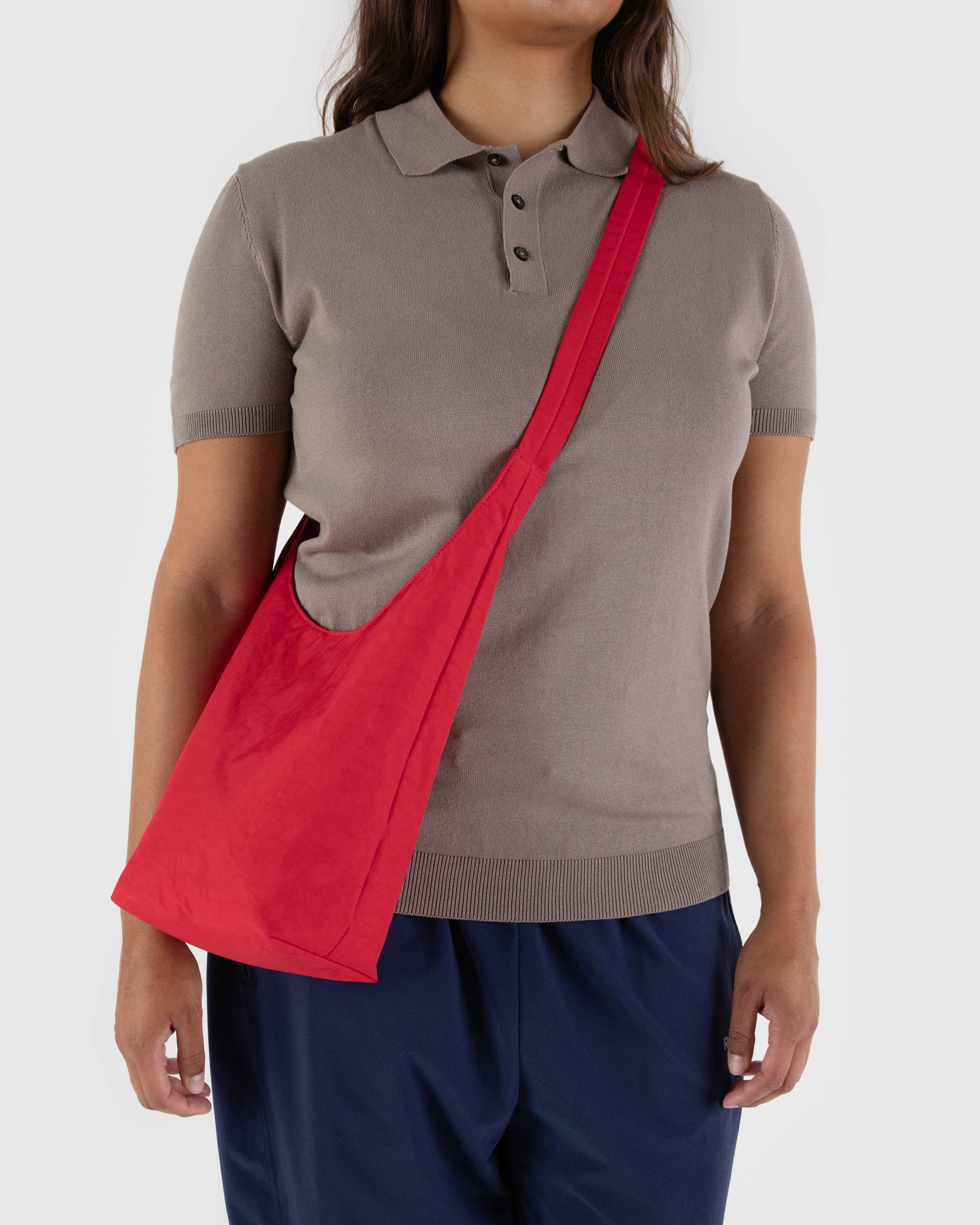 BAGGU Small Nylon Sling- Candy Apple