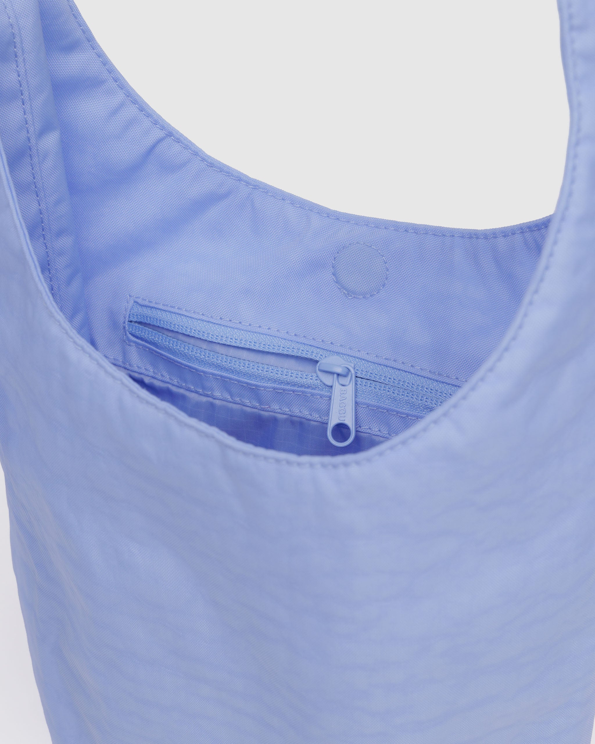 BAGGU Small Nylon Sling- French Blue