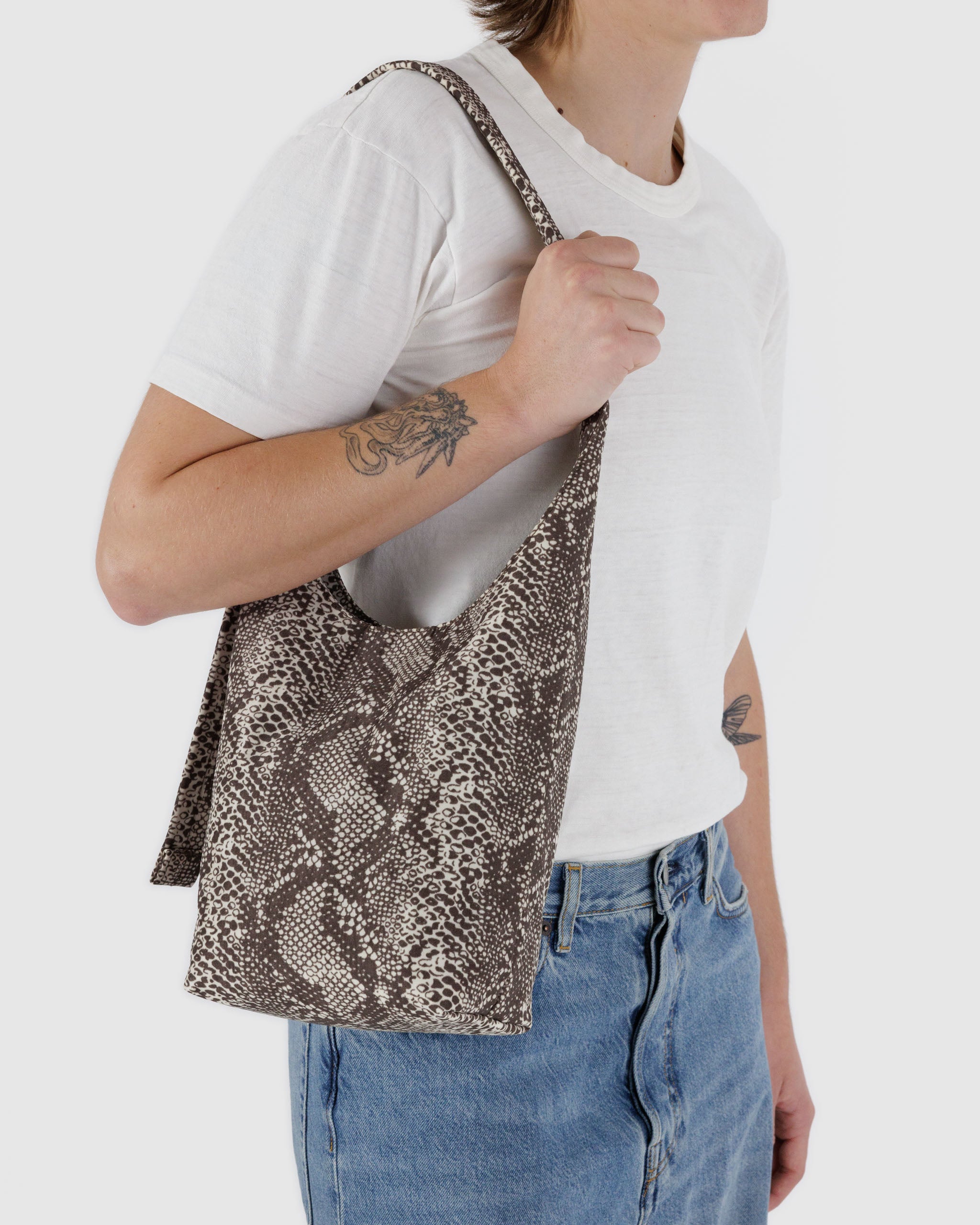 BAGGU Small Nylon Sling- Snakeskin