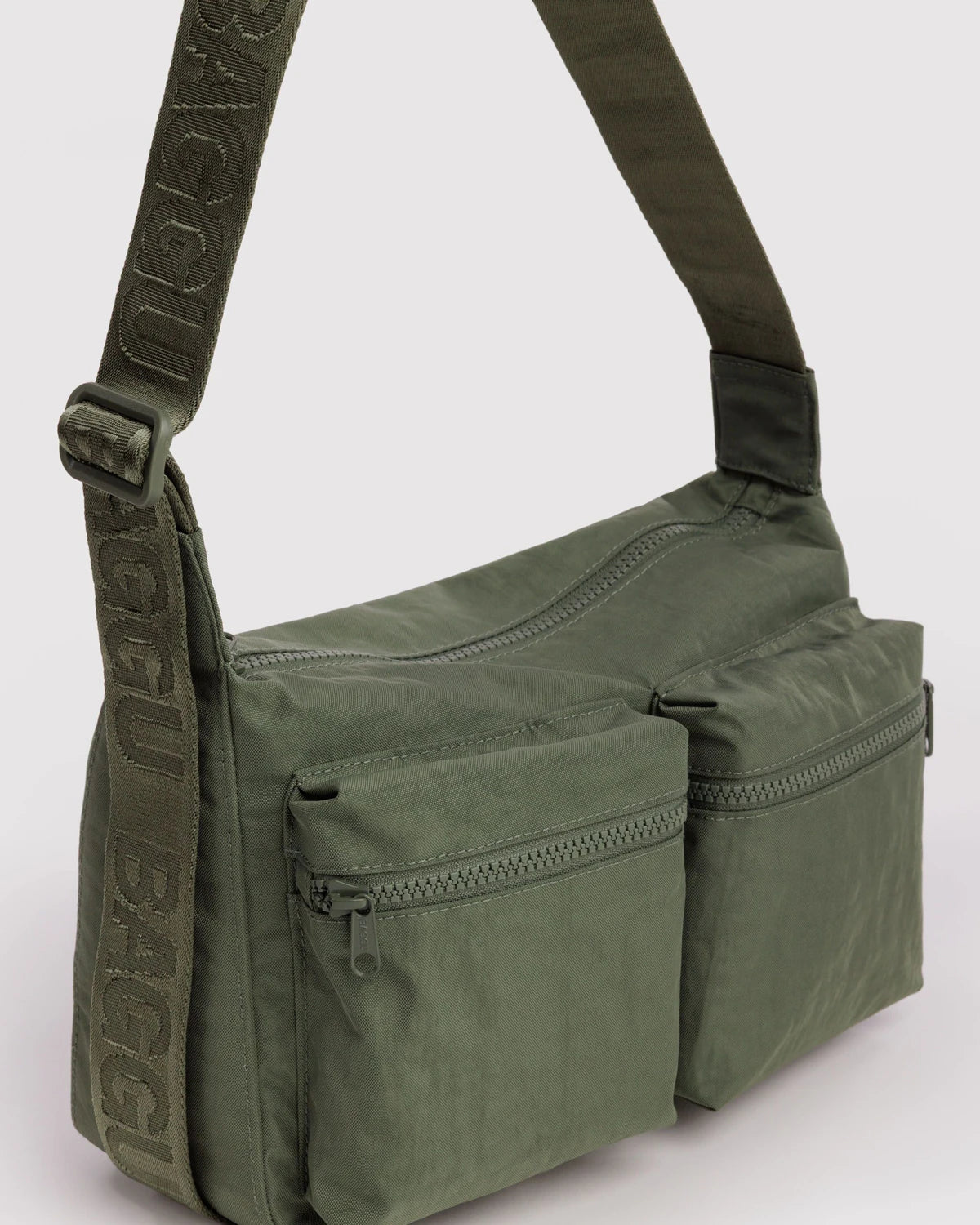 BAGGU Medium Cargo Crossbody - Caper