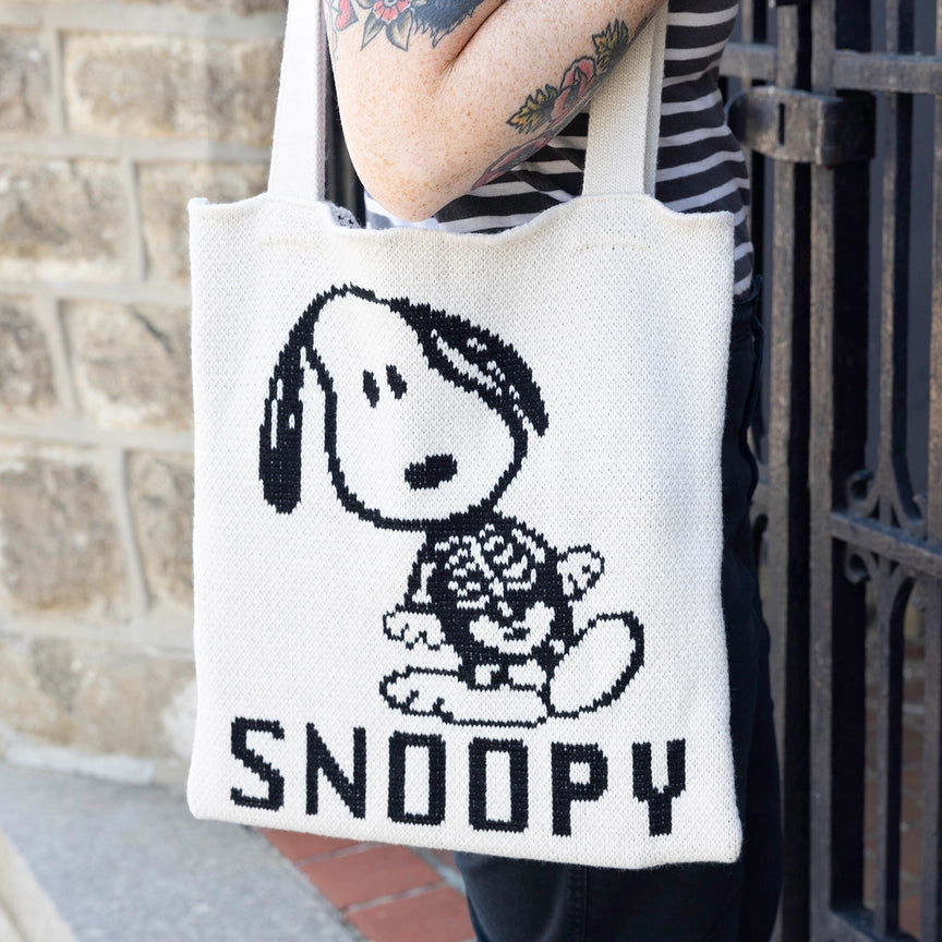 Peanuts Snoopy Skeleton Knit Tote