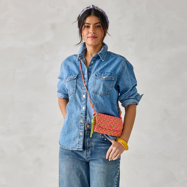 Vera Bradley Wildwood Wallet Crossbody Tiny Poppies