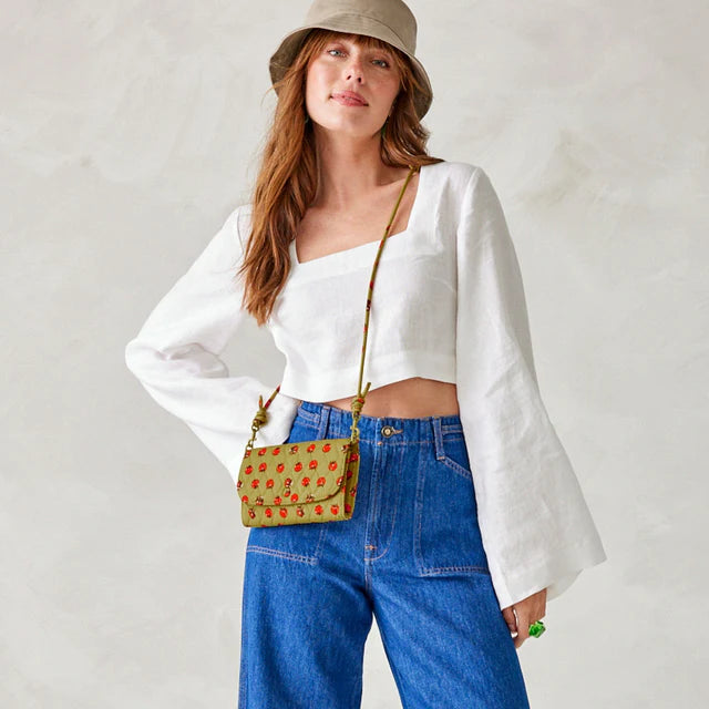 Vera Bradley Wildwood Wallet Crossbody Tiny Tomato